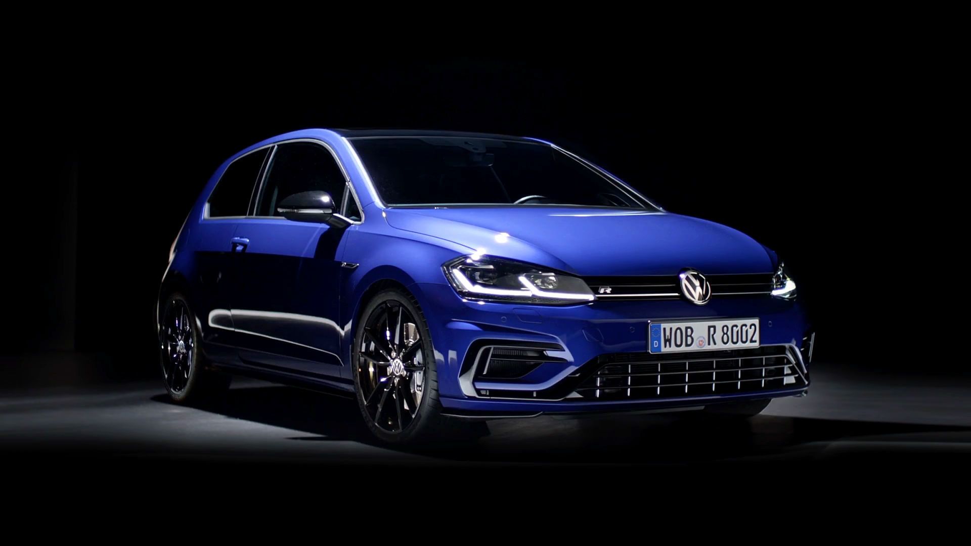 VW Golf R With Performance Pack Shows Off Its Goods In Slick Video
