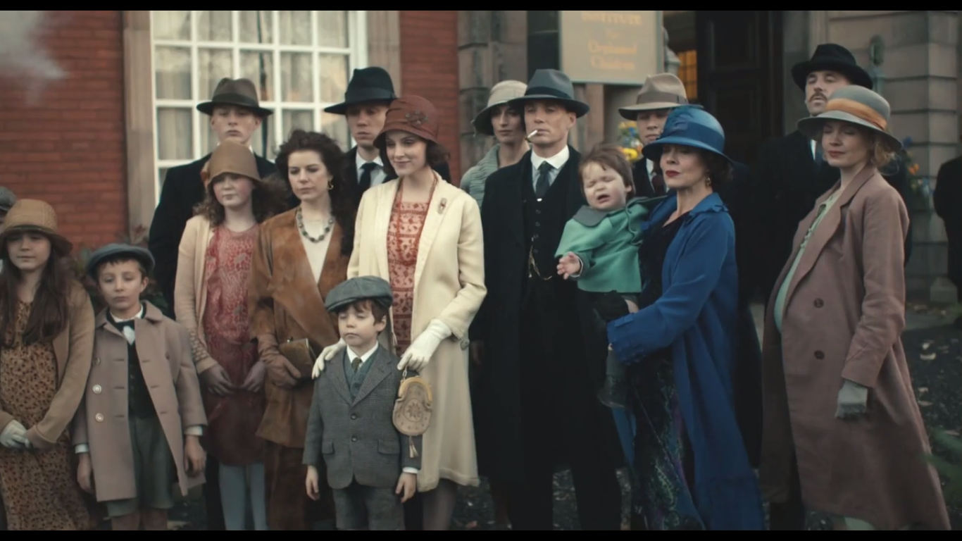 I paused at this scene just to see the people in this photo