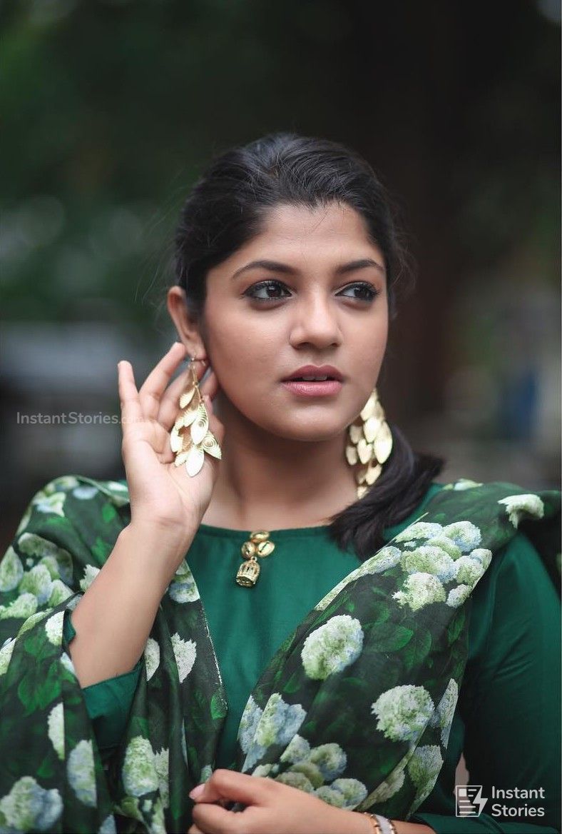 Aparna Balamurali Wallpapers - Wallpaper Cave