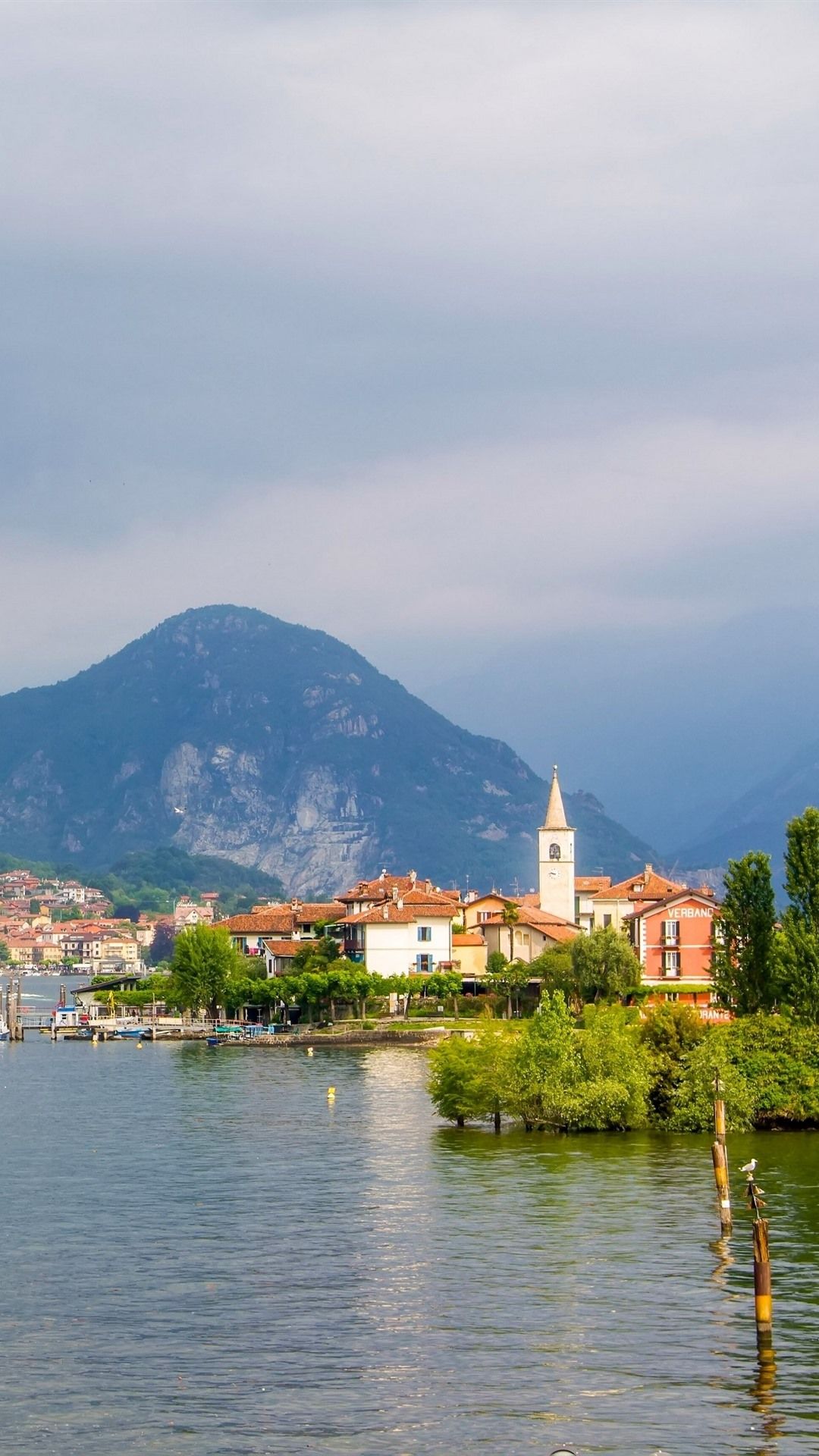 Island Of The Fishermen, Lake Maggiore, Italy 1080x1920 IPhone 8 7