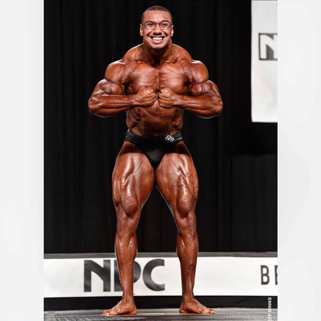 LARRY WHEELS Wheels wykonuje martwy ciąg z 347 kg!