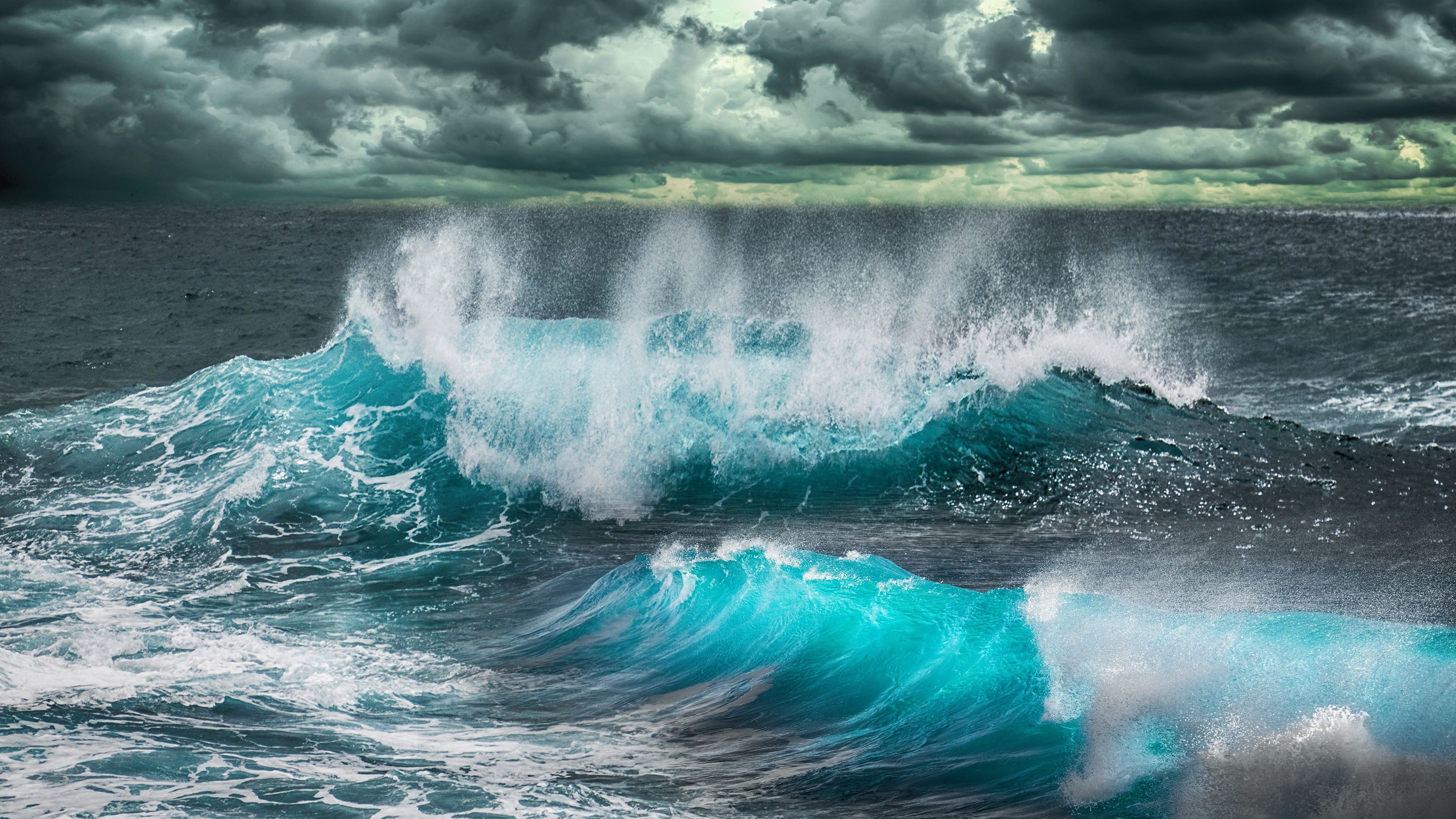 Stormy ocean waves crashing 4k Ultra HD Wallpaper. Background