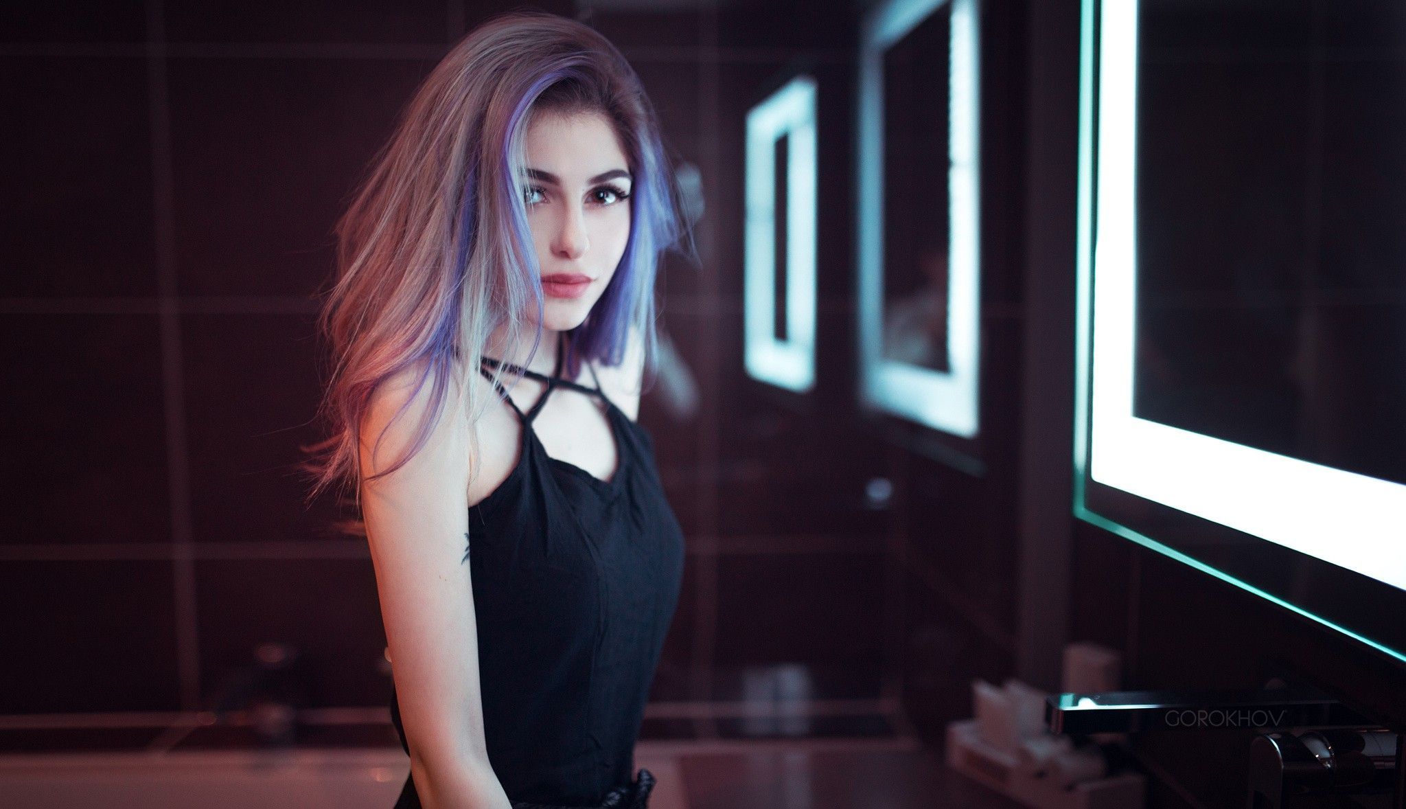 Galina Rover Beautiful Girl HD Wallpaper. Tóc dài