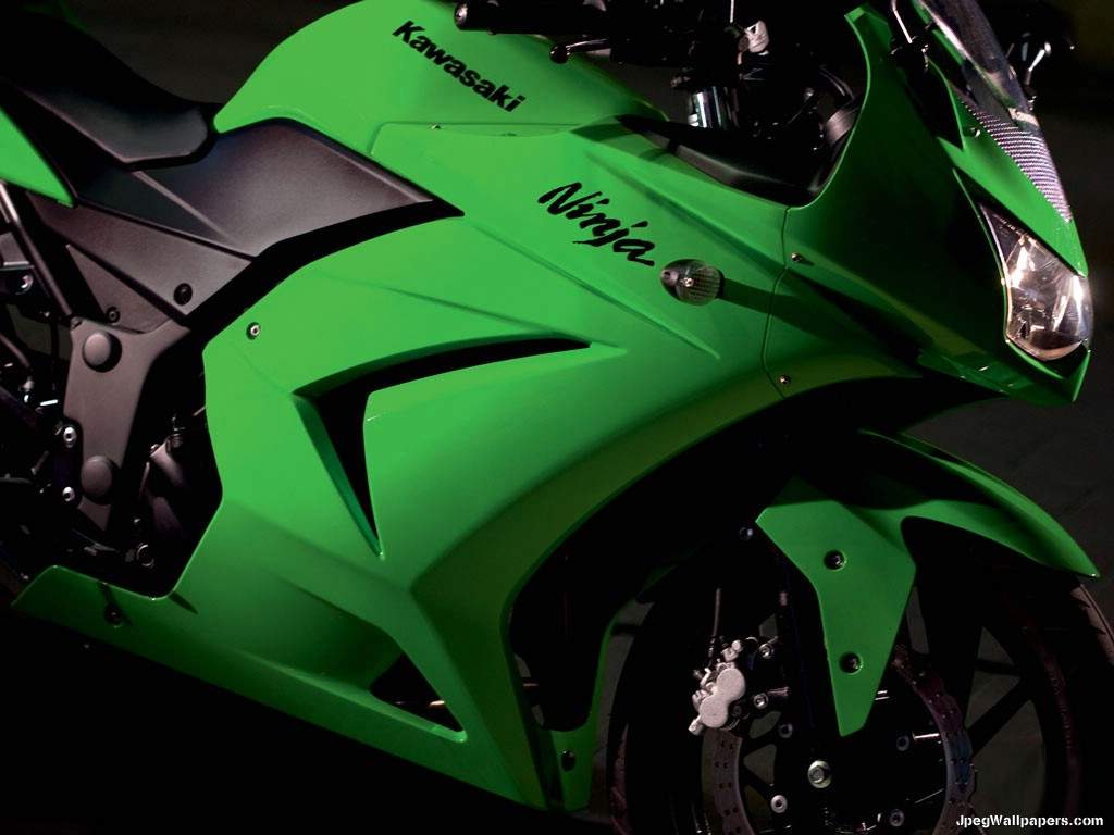 2015 Kawasaki Ninja 250r Wallpaper