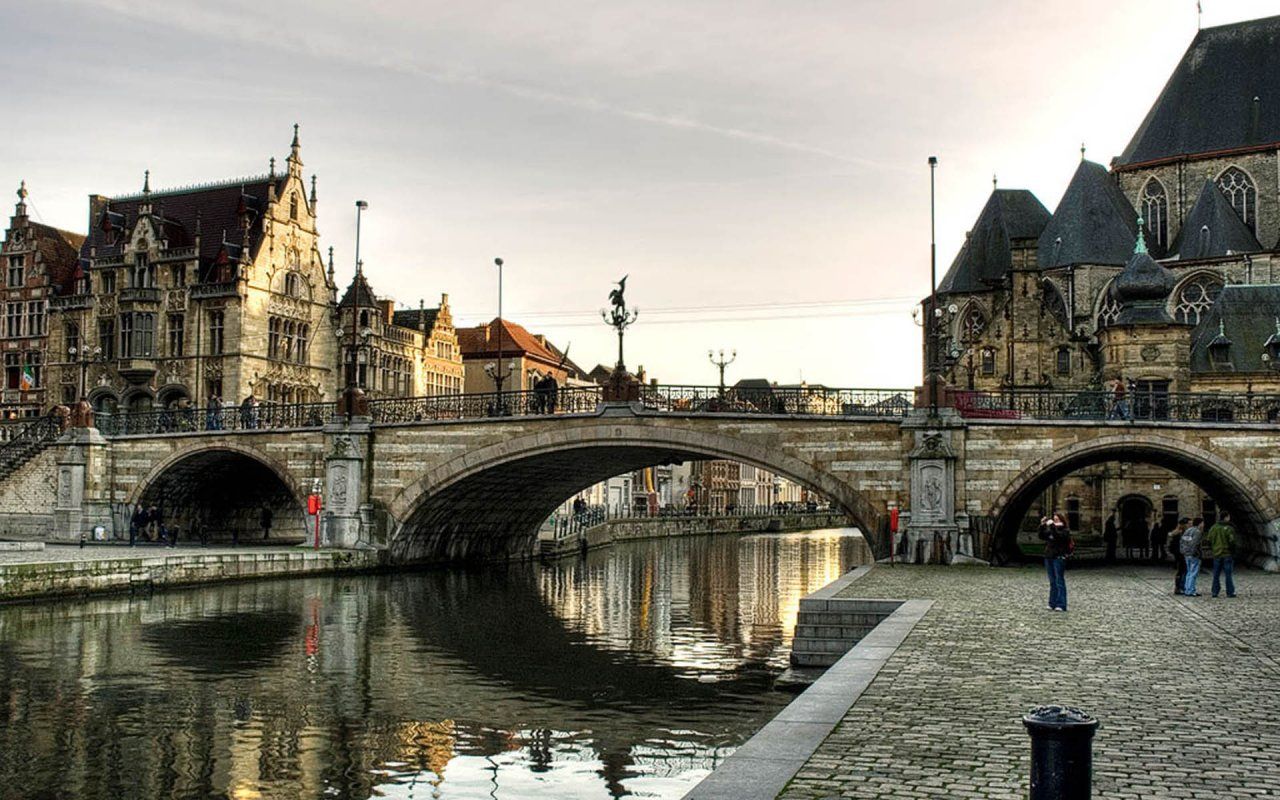 Brussels Wallpaper. Brussels Wallpaper