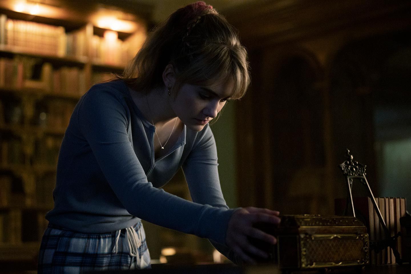 Locke & Key. Emilia jones, Key photo, Key