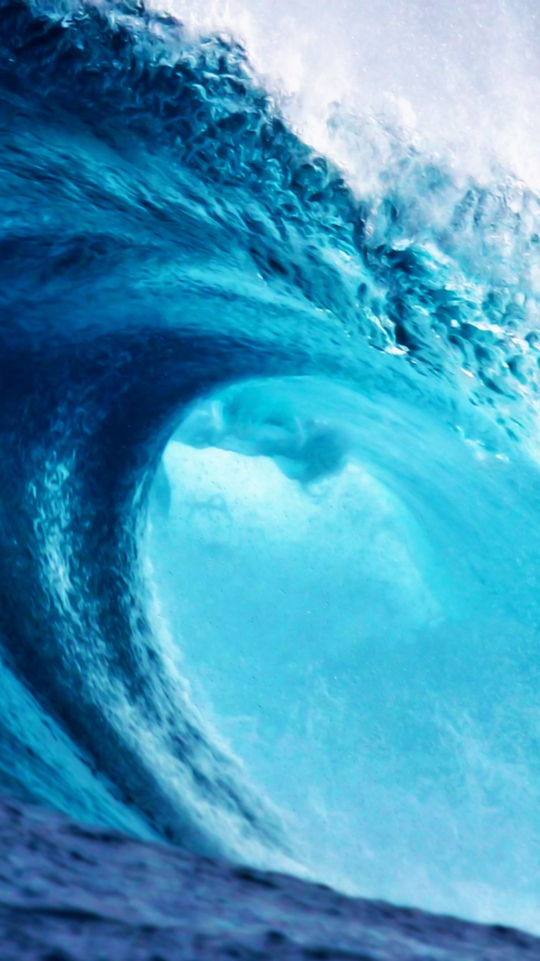 Huge Wave iPhone Background