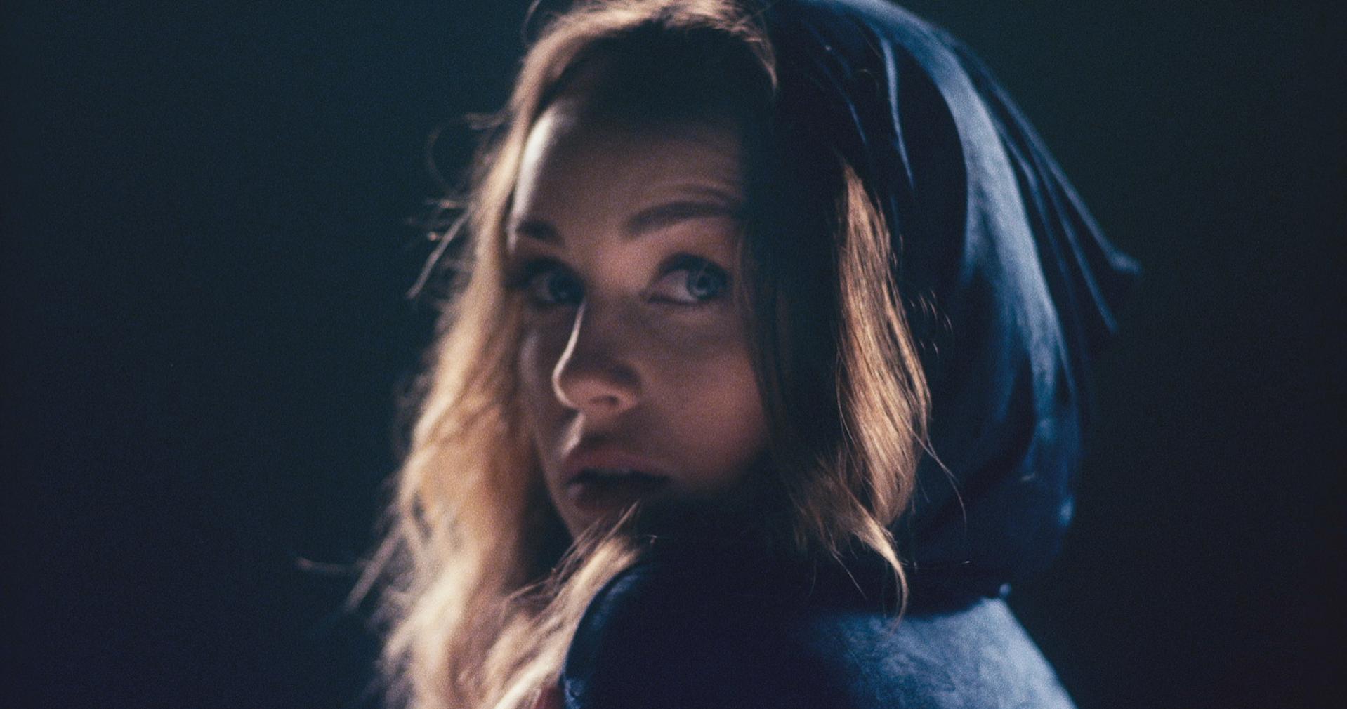 Zella Day: Sweet Ophelia (Video 2014)