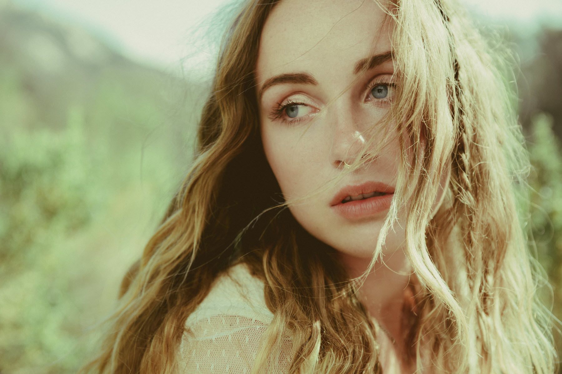 Q&A with Psychedelic Songbird, ZELLA DAY!. All Access Music