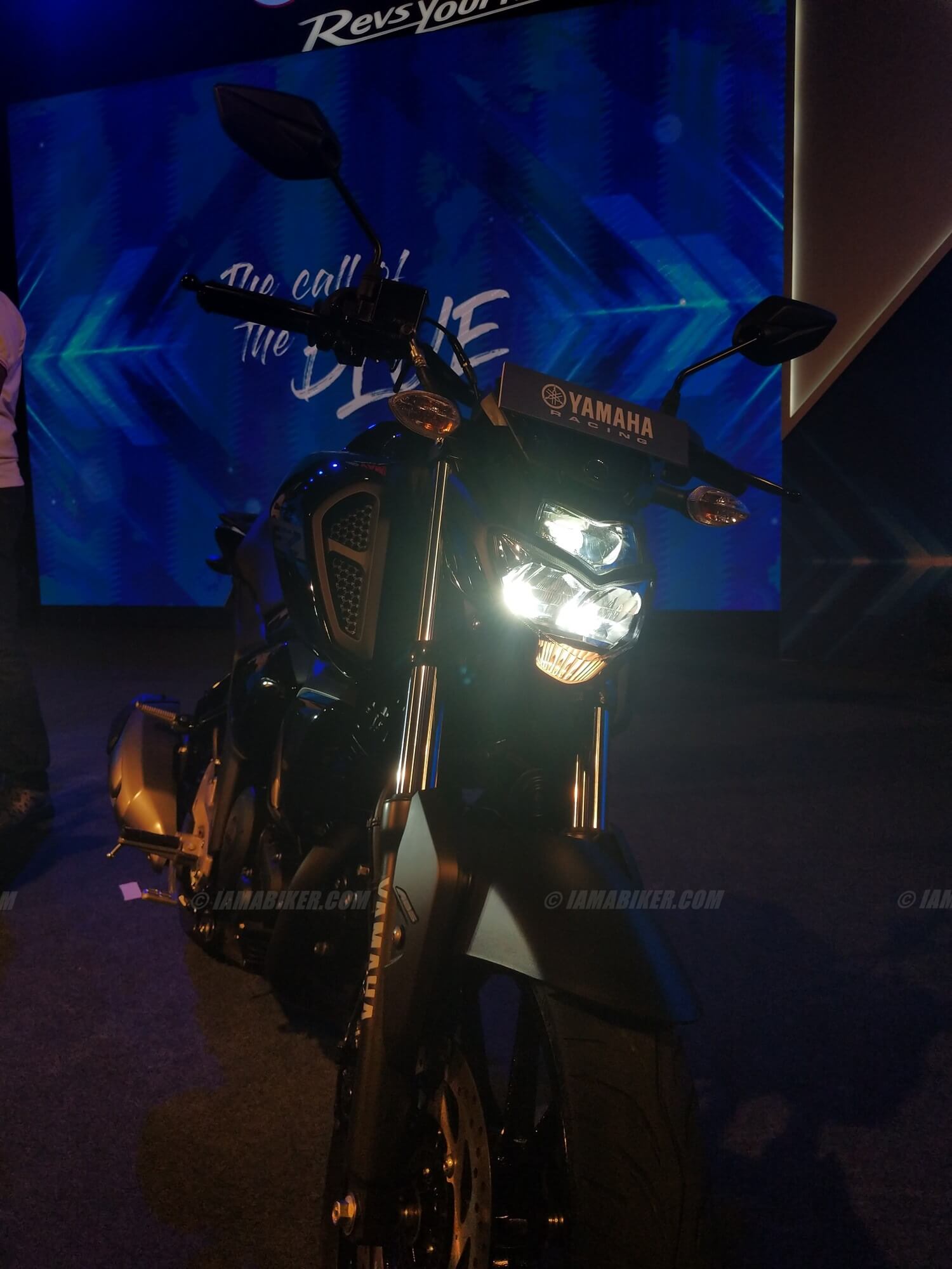 Yamaha FZ S Fi ABS V3.0 LED Headlight On. IAMABIKER Motorcycle!