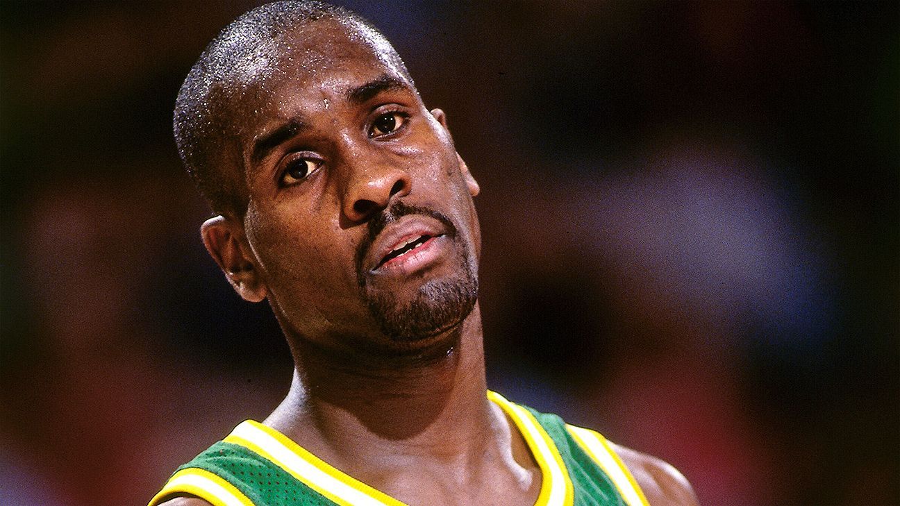 Gary Payton: Stephen Curry Shouldn't Be the First Unanimous MVP