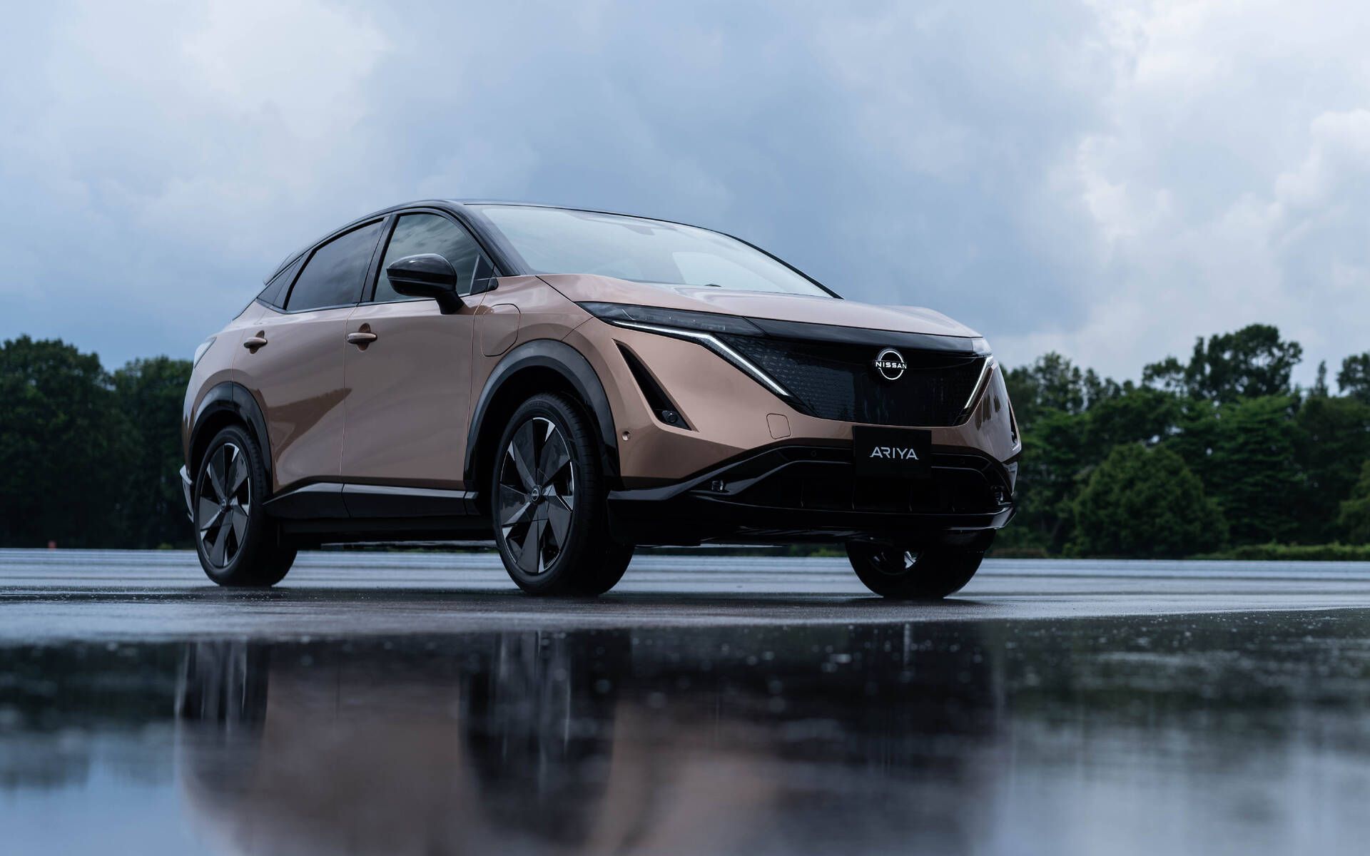 2022 Nissan Ariya Unveiled as LEAF's Futuristic Big Brother
