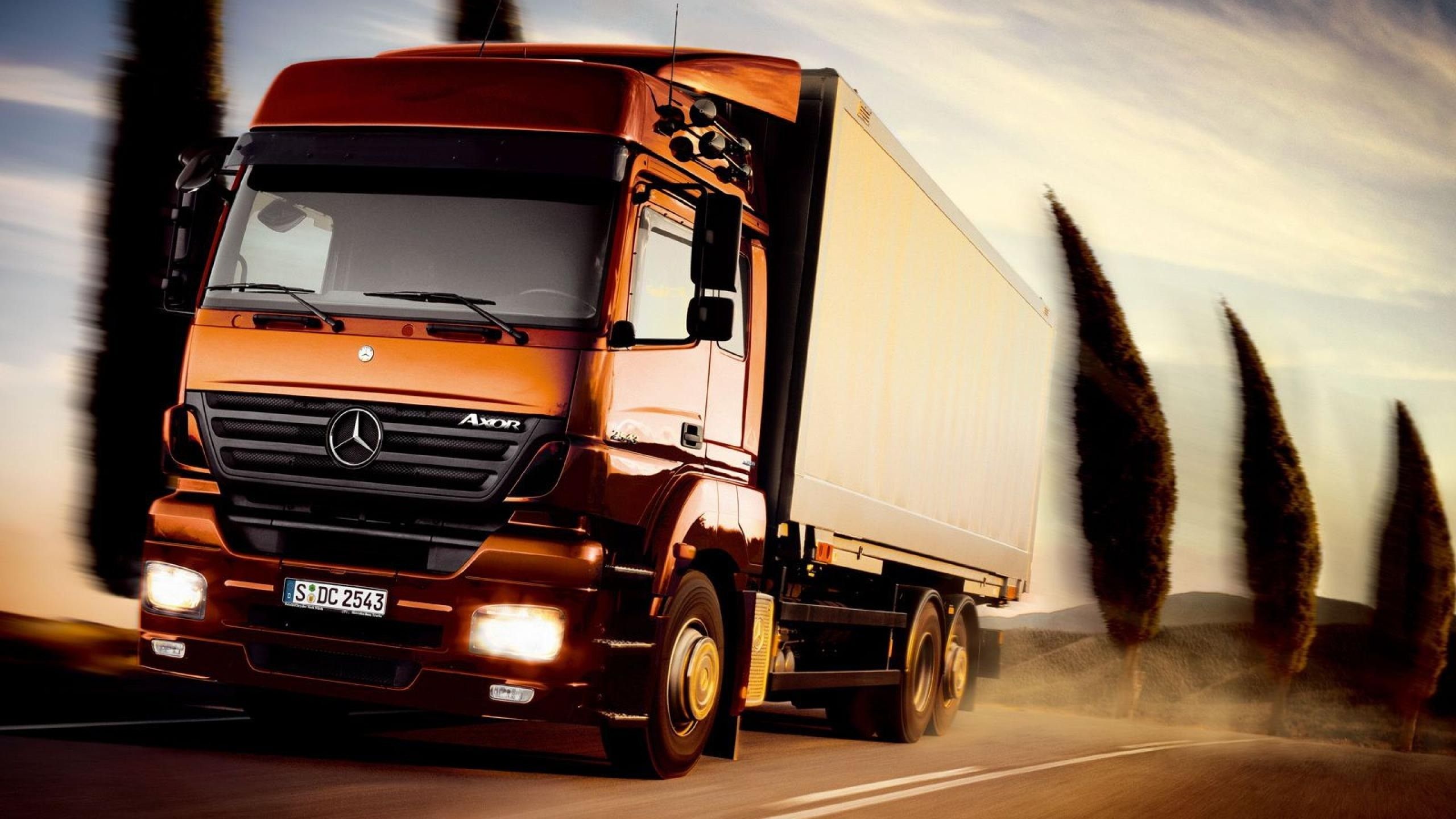 Mercedes Benz Trucks