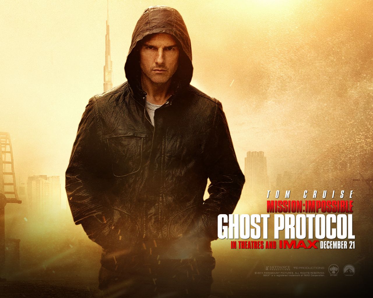 Download Free HD Wallpaper Widescreen Wallpaper for your Desktop: Tom Cruise in Mission Impossible 4