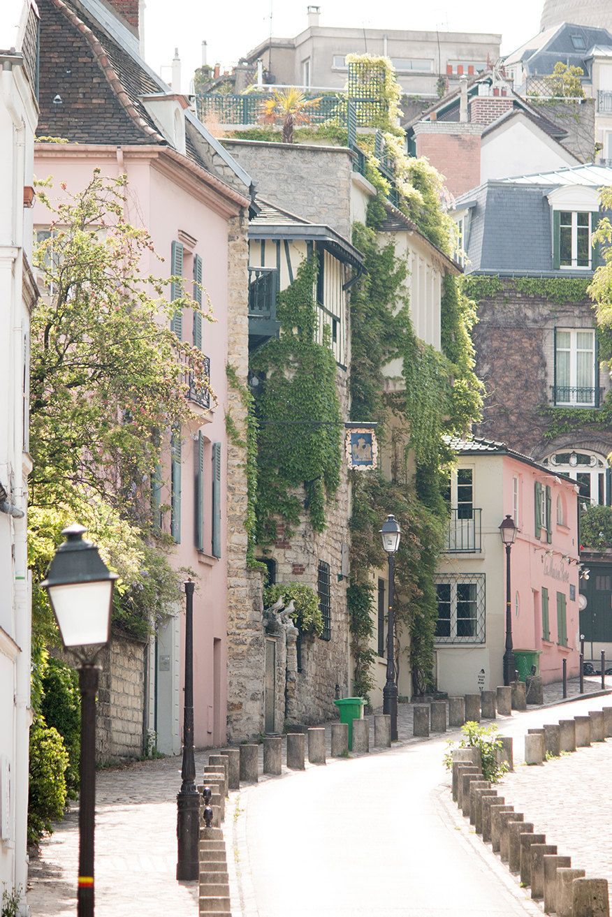 Paris Photography, Streets of Montmartre, soft pink, Paris, France