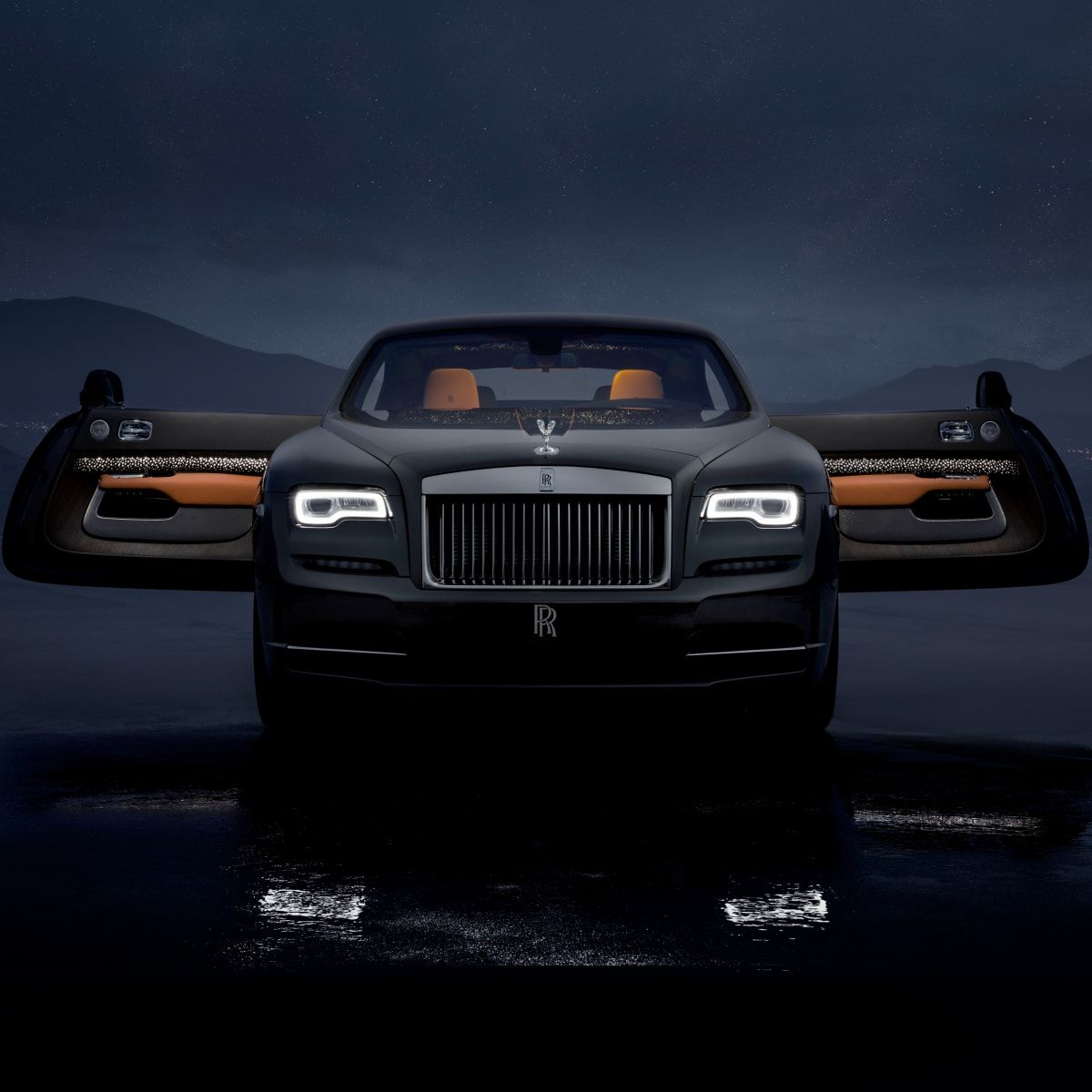 Rolls Royce's Latest Wraith Features A Roof With Shooting Stars