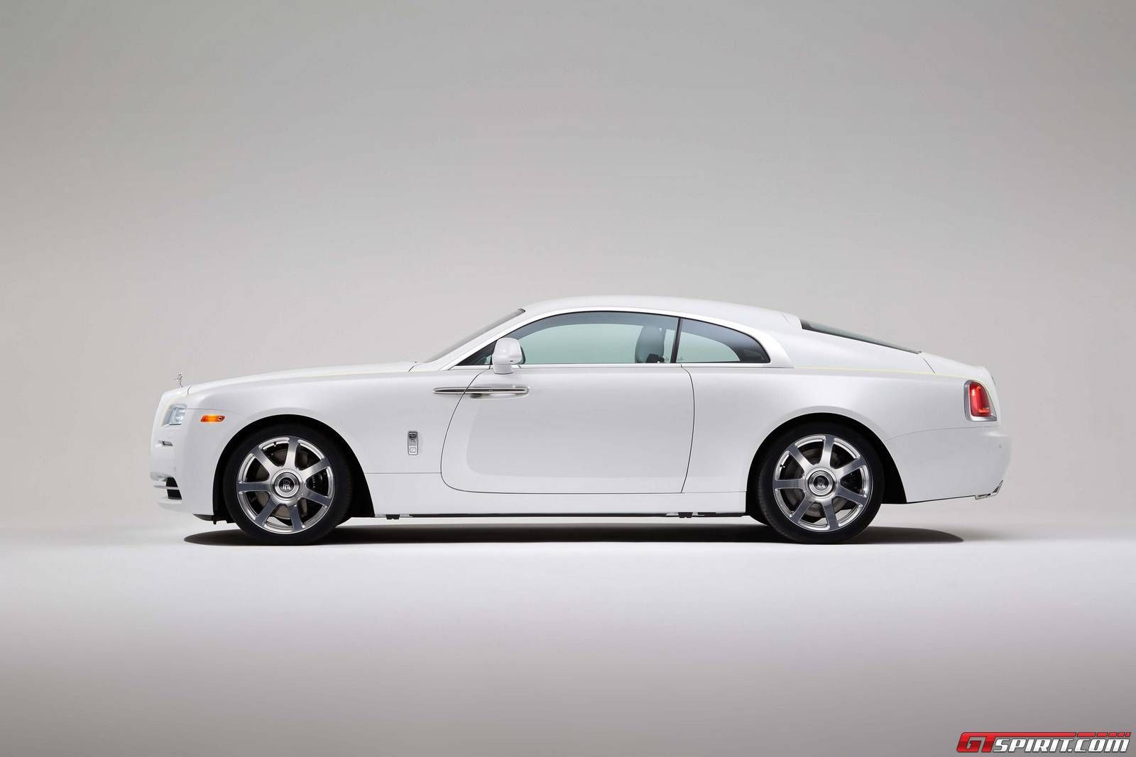 Official: 2016 Rolls Royce Wraith Inspired