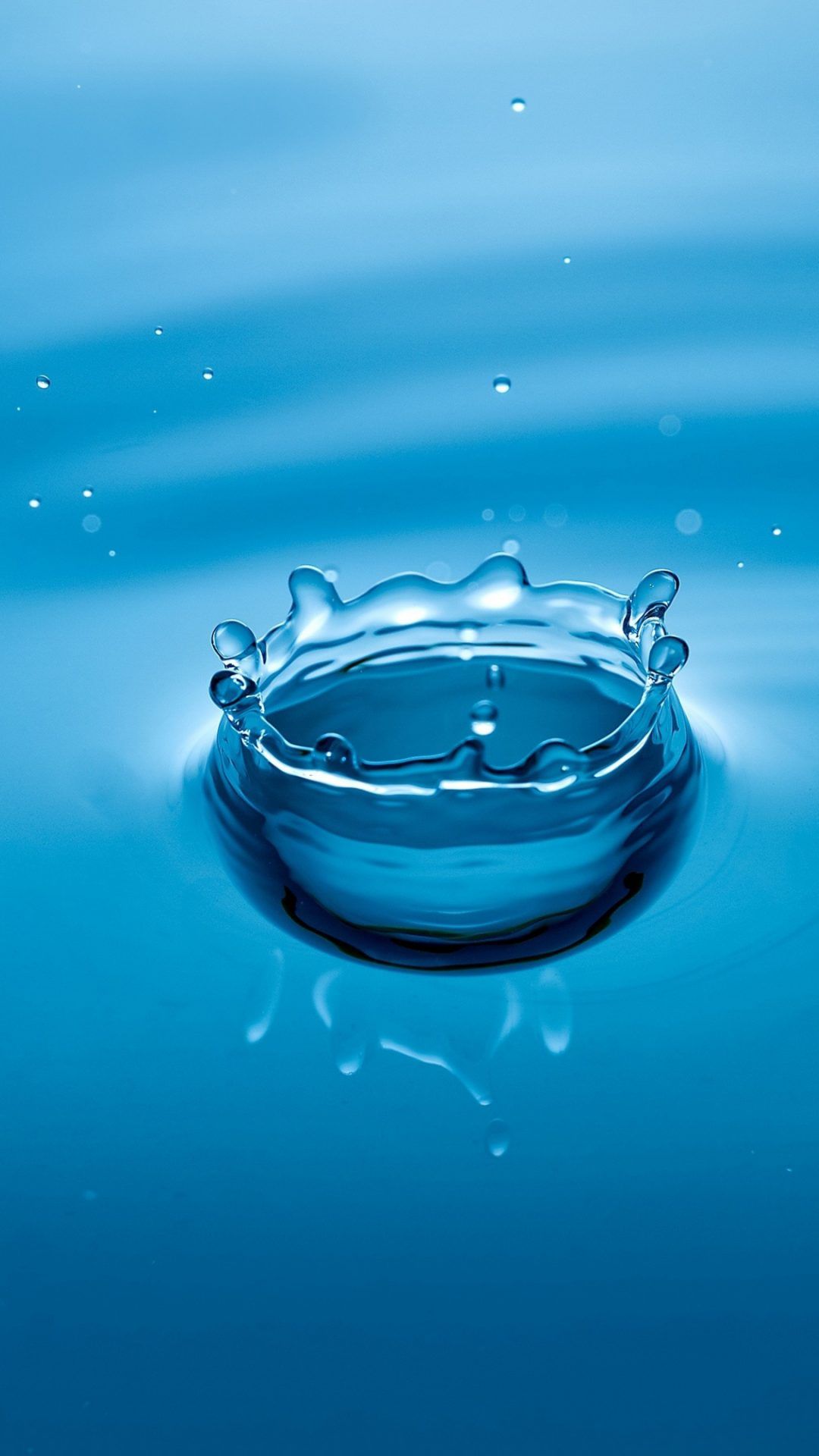 Water Drop Splash Blue 4K Wallpaper
