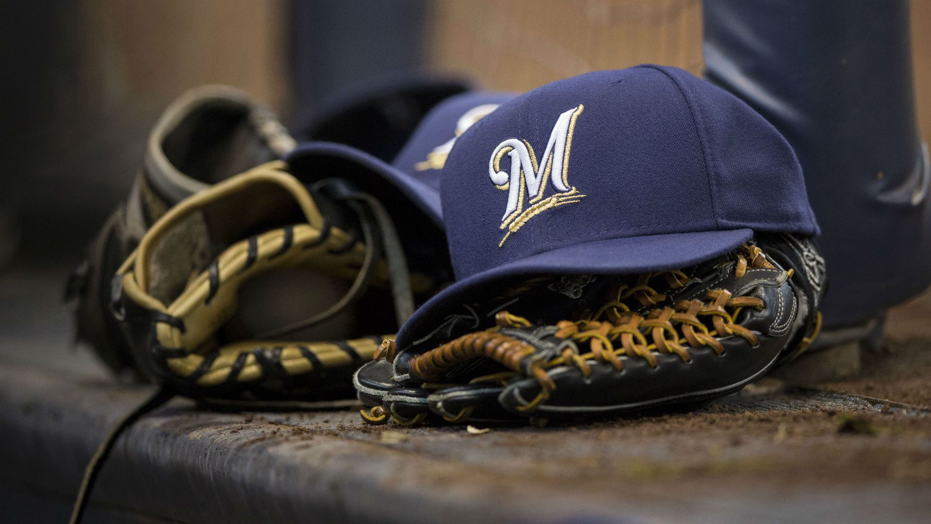 Brewers' Julio Mendez still critical after hit by pitch. Sporting
