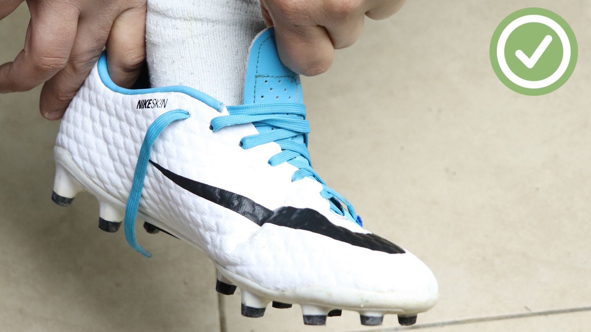 How to Clean Soccer Cleats: 10 Steps (with Picture)