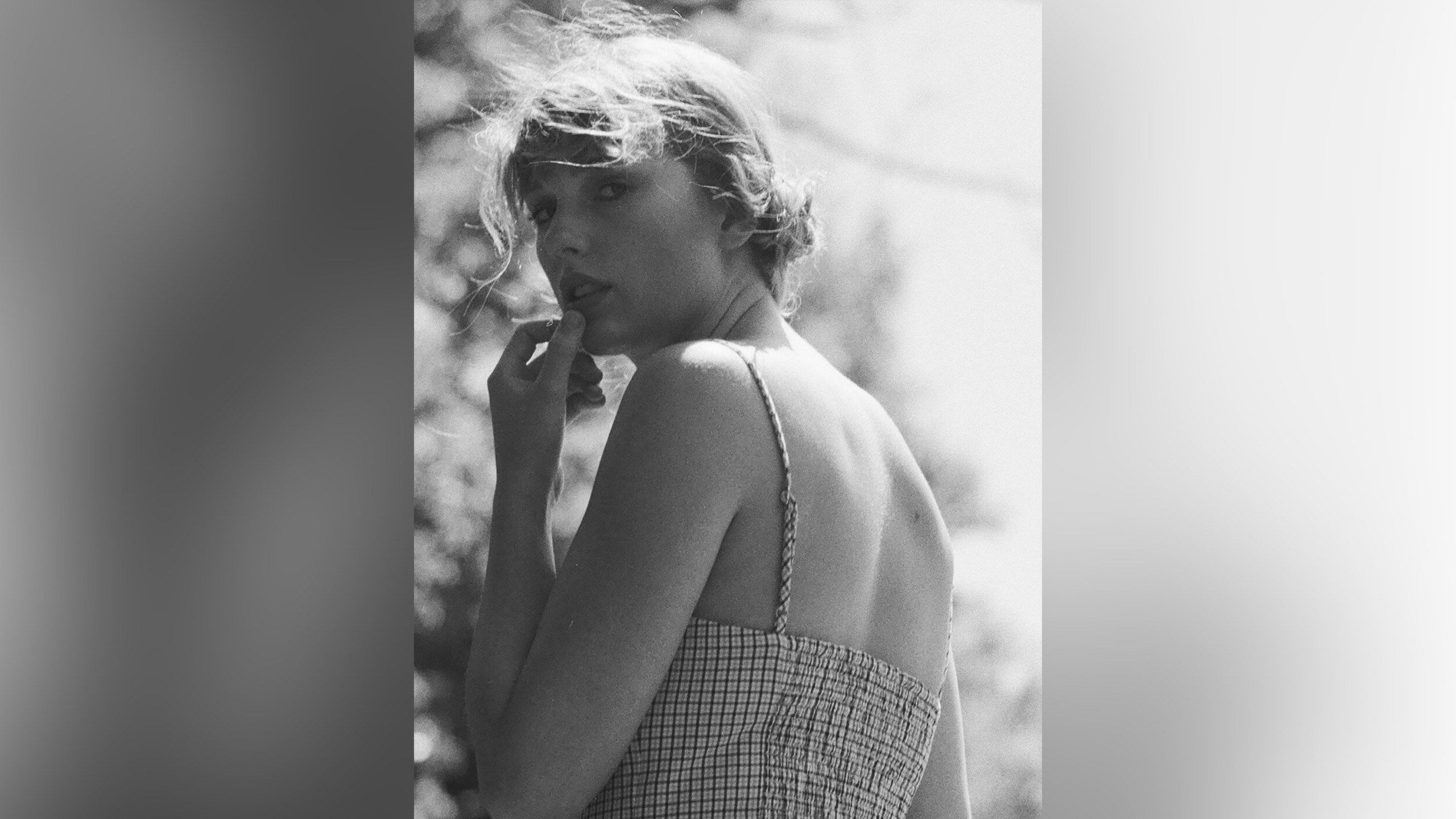 Taylor Swift's Stirring And Surprising New Indie Album, 'Folklore, ' Earns Rave Reviews From Critics And Fans TV. Indianapolis News