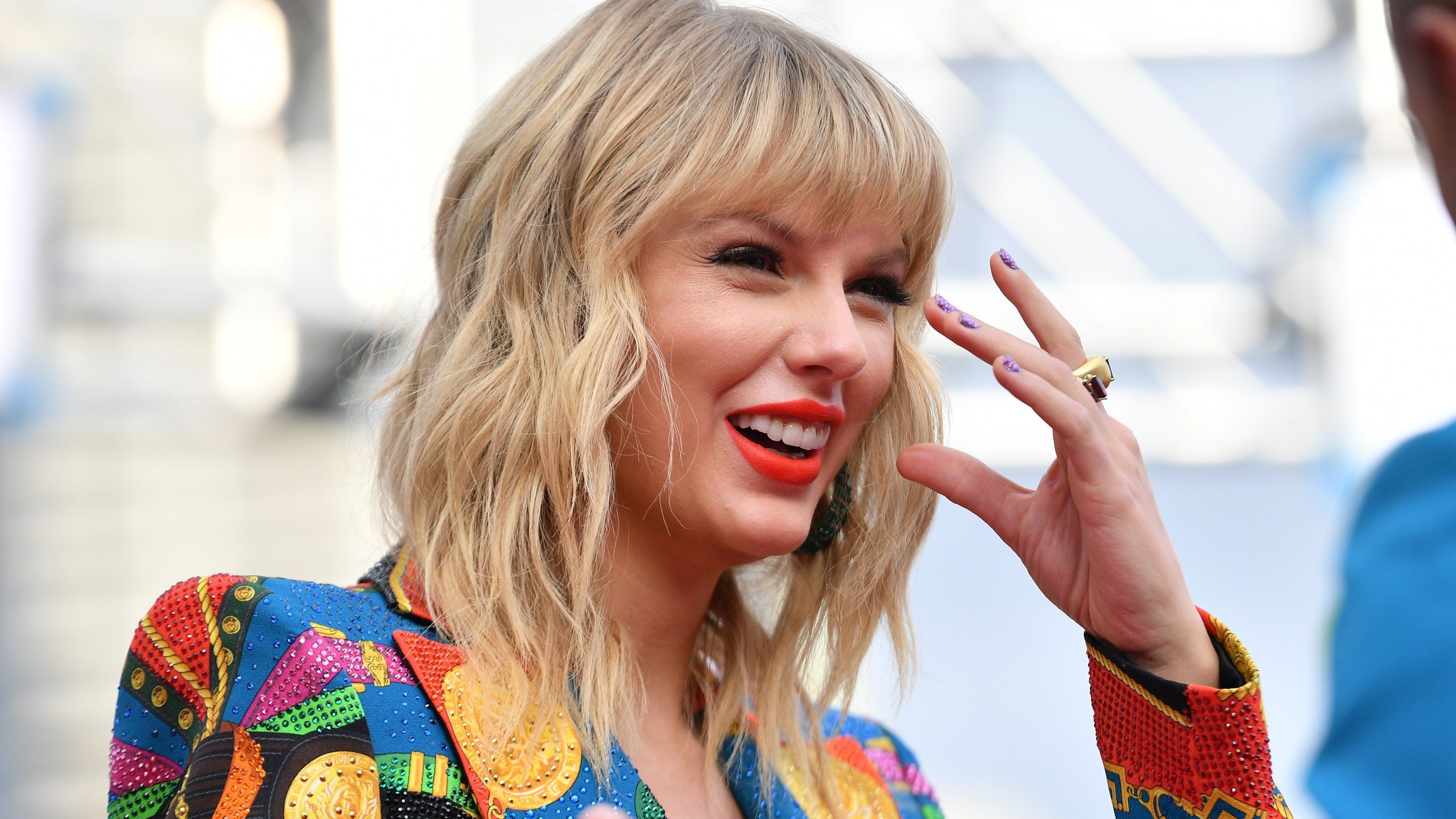 Taylor Swift Fans Are Freaking Out Over Her Surprise Album Announcement