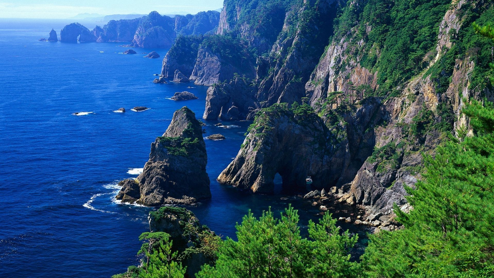 Sea Ocean Mountains HD Wallpaper 1080p. Scenery