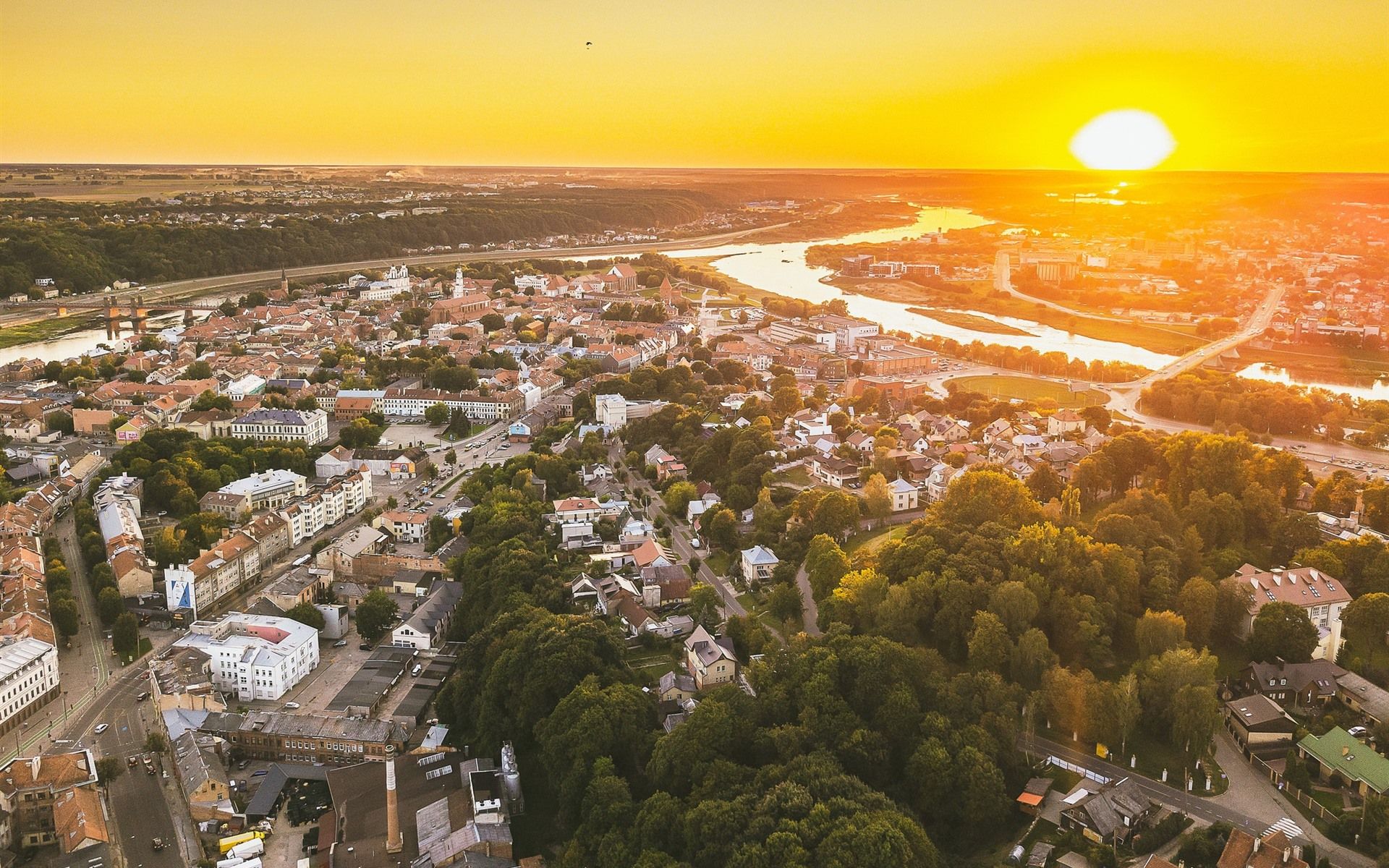Wallpaper Lithuania, Kaunas, cityscape, top view, sunset 1920x1200