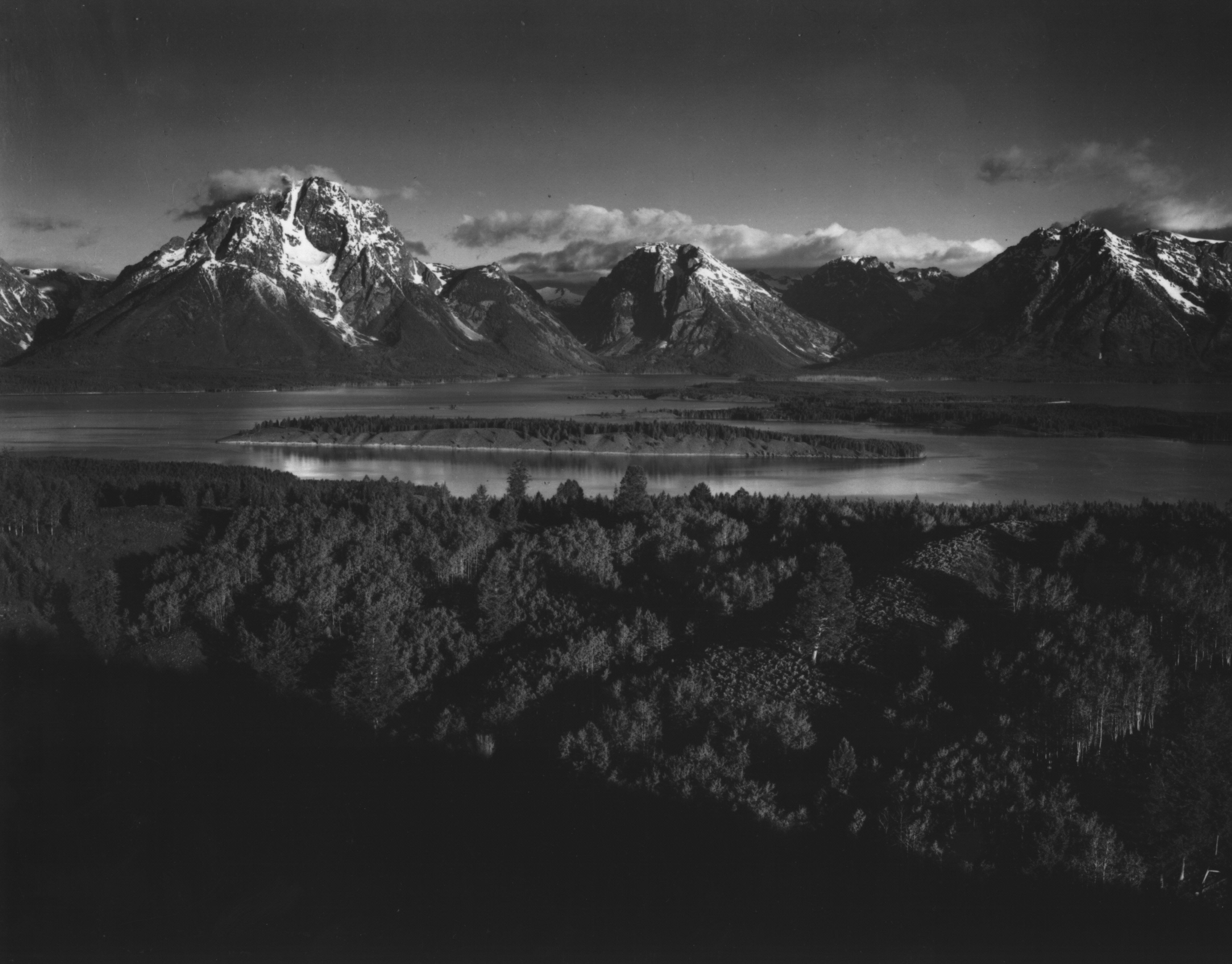 Grand Teton- Mt Moran and Jackson Lake from Signal Hill Aag07