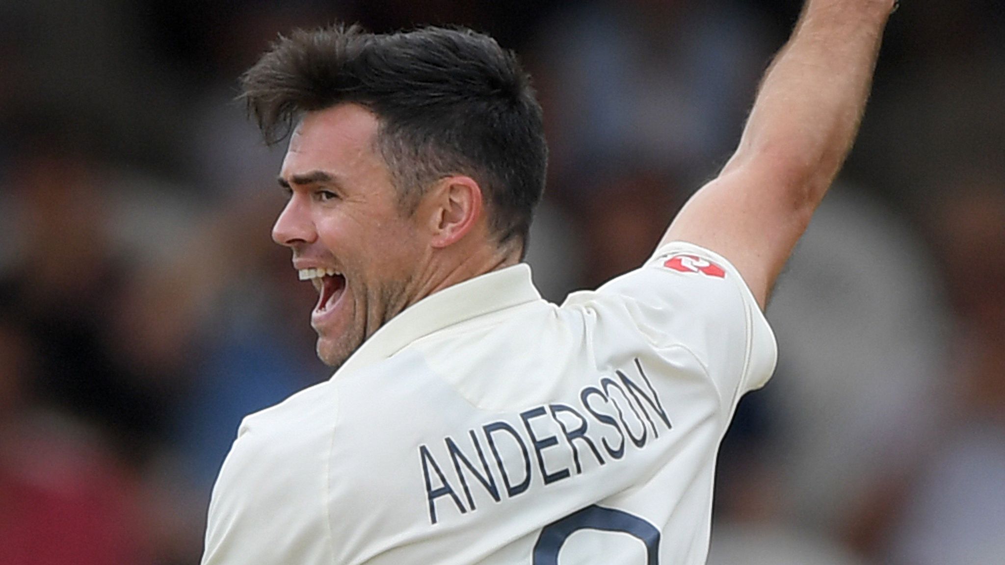 Nasser Hussain: England 'sensible' to leave James Anderson out