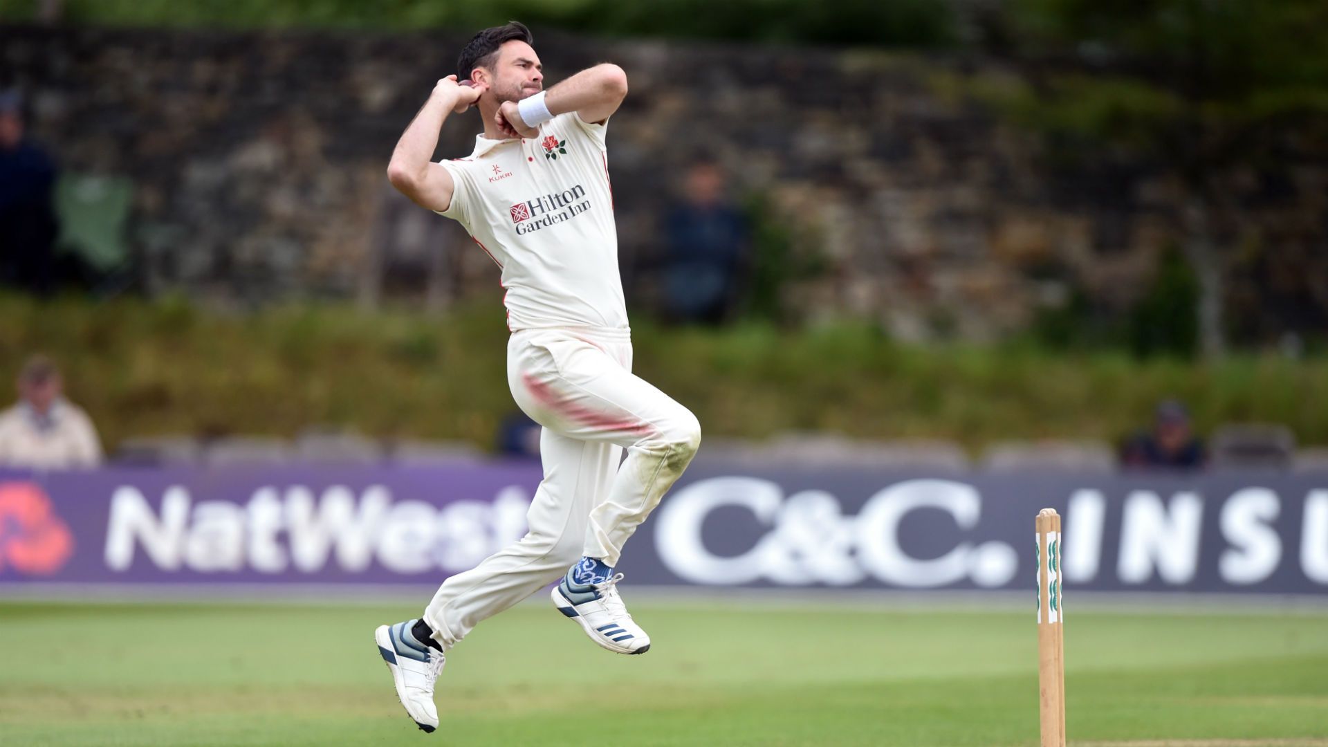 England seamer James Anderson provides positive injury update