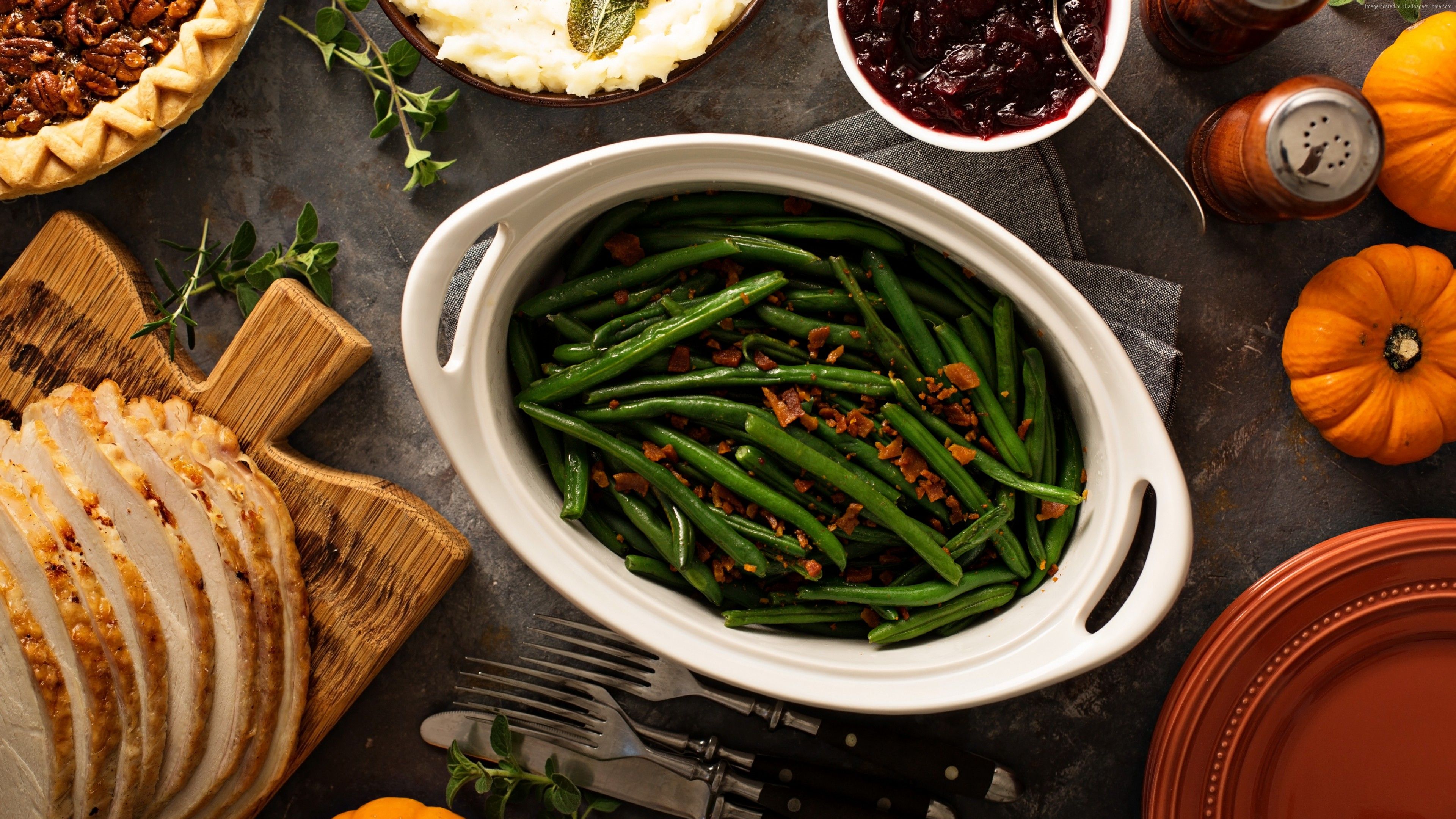 Green beans in a white roasting pan on the table wallpaper and image, picture, photo