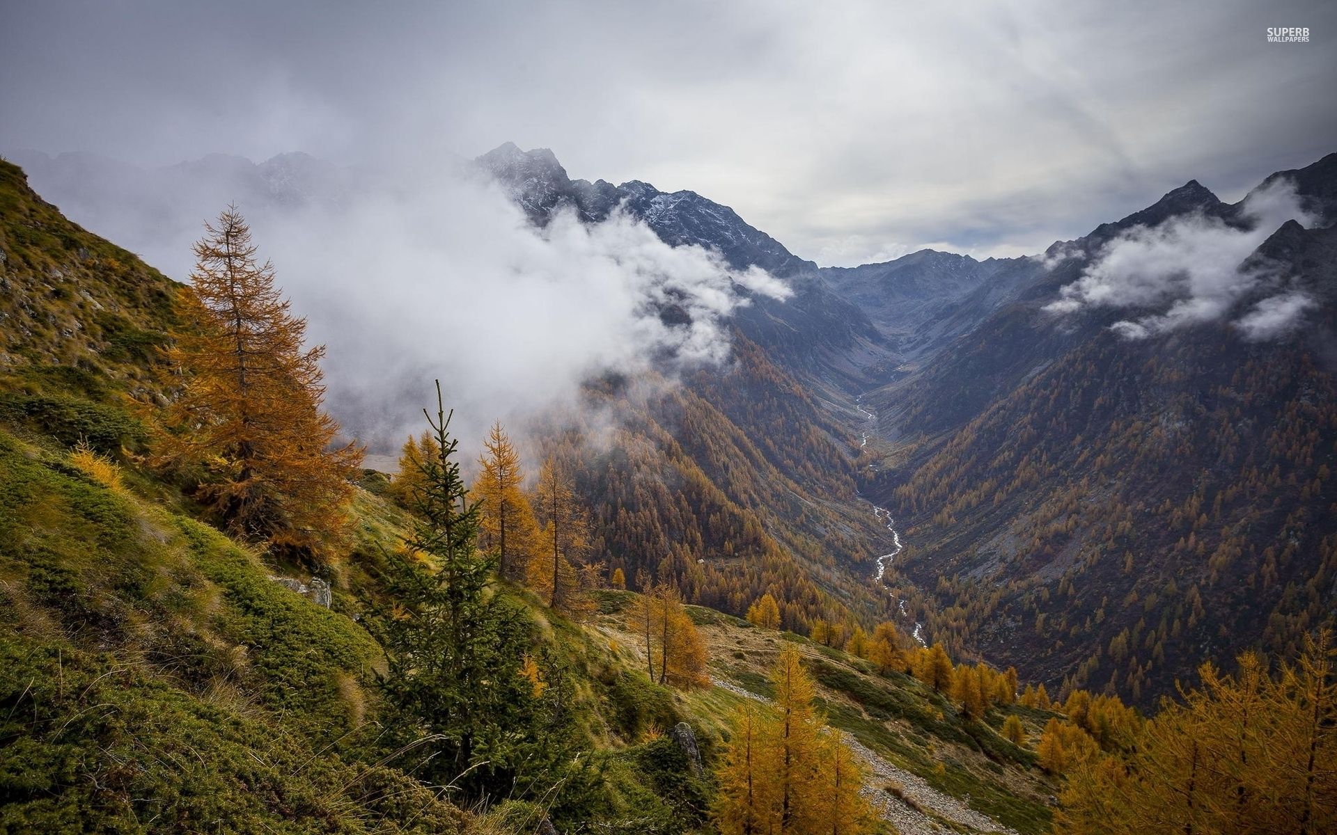 Mountains Autumn Foggy Valley wallpaper. Mountains Autumn Foggy Valley