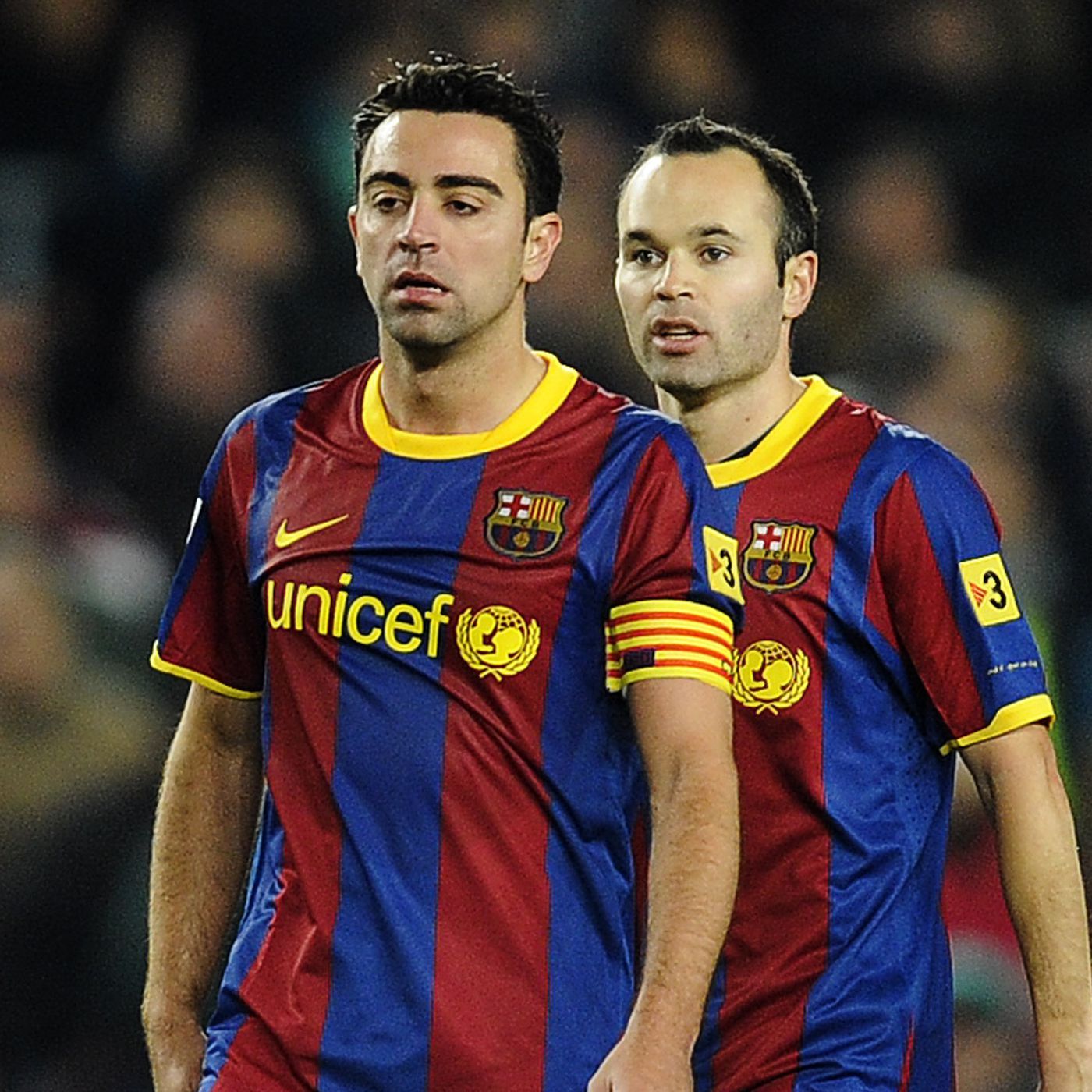 Xavi and Iniesta are not playing together anymore - Why?