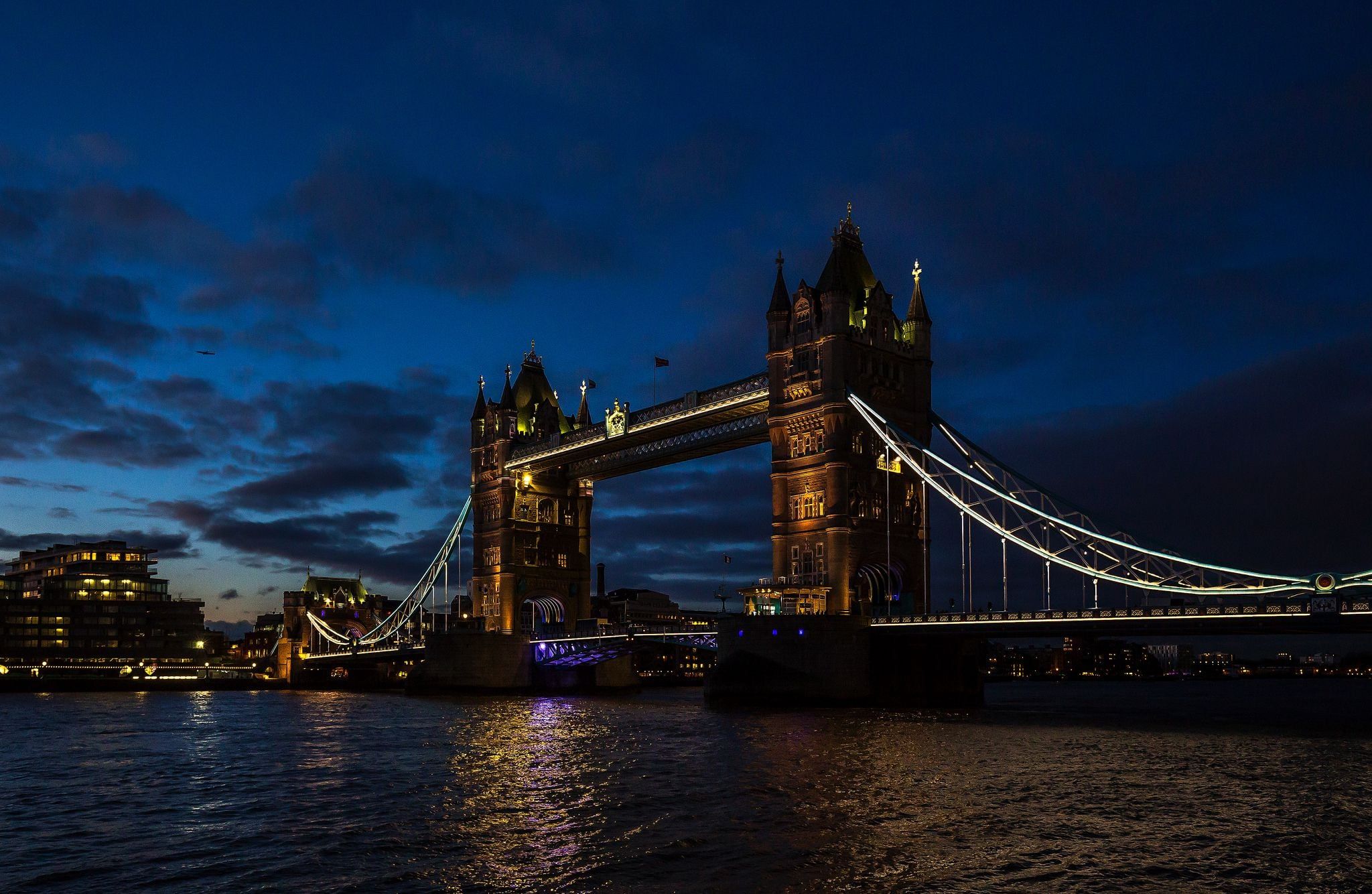 Tower Bridge in London at Night HD Wallpaper. Background Image