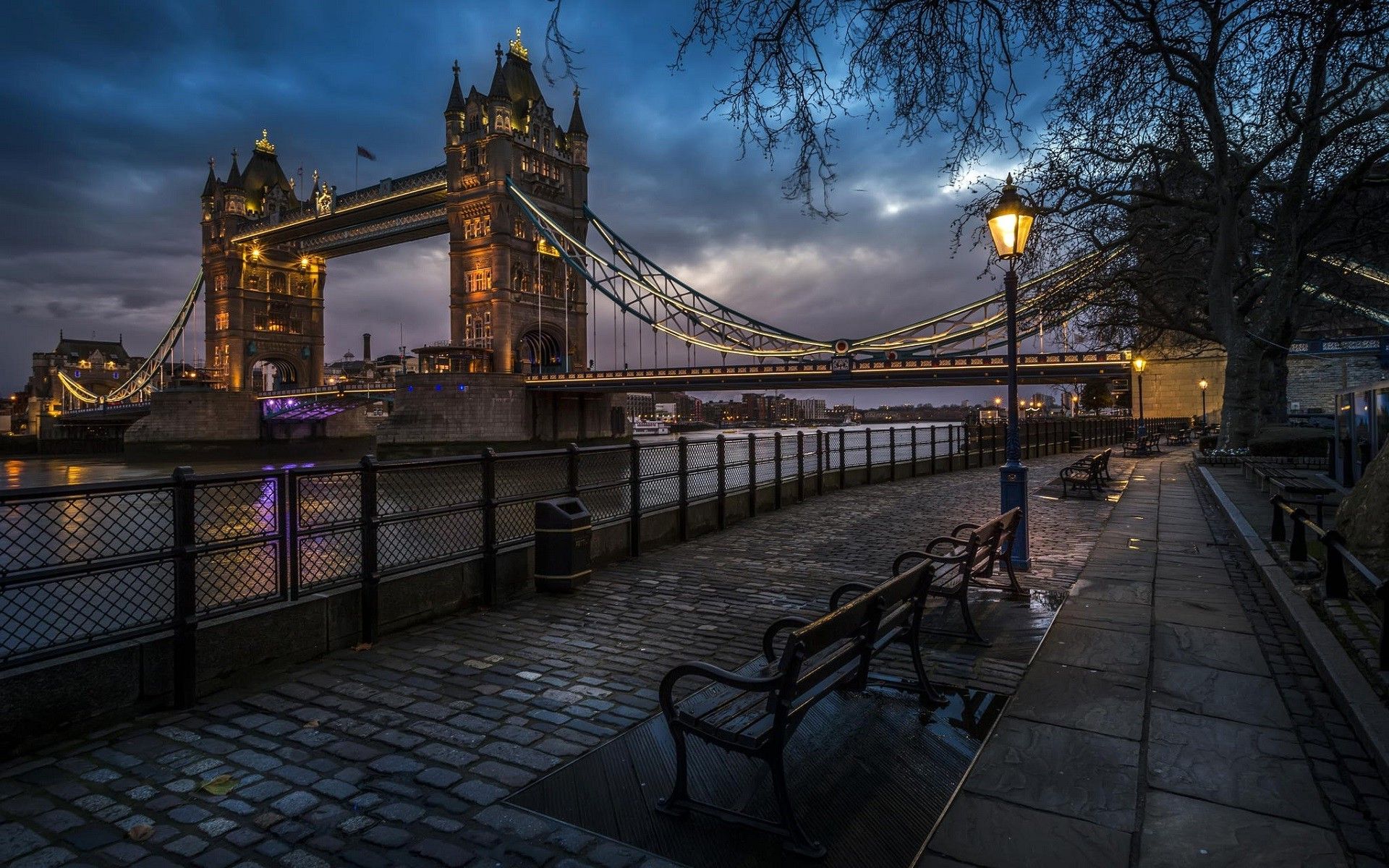 city, London, England, Tower Bridge, Bridge, Street, Street Light, Night, Cobblestone, River Thames Wallpaper HD / Desktop and Mobile Background