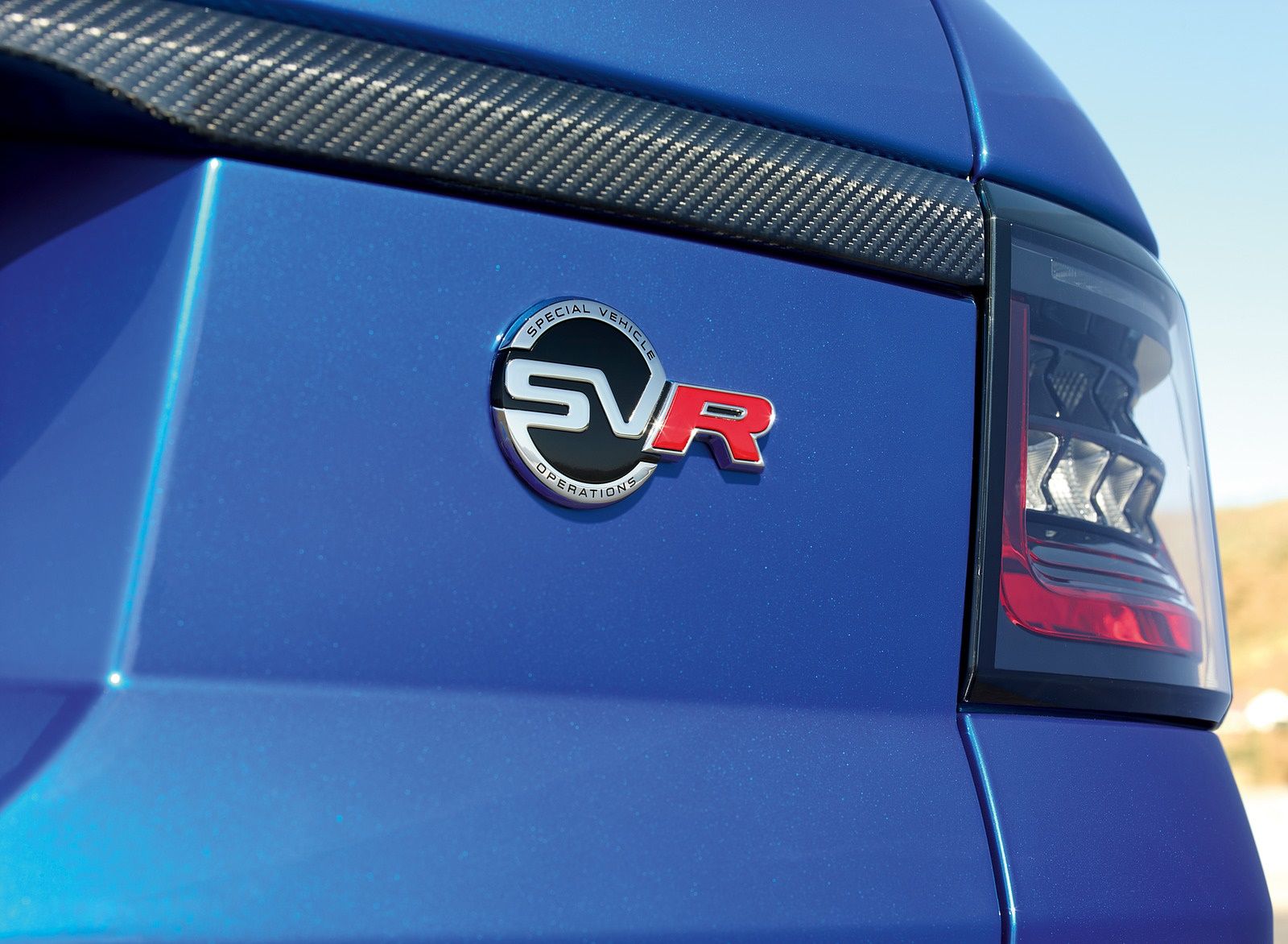 Range Rover Sport SVR Badge Wallpaper (29)