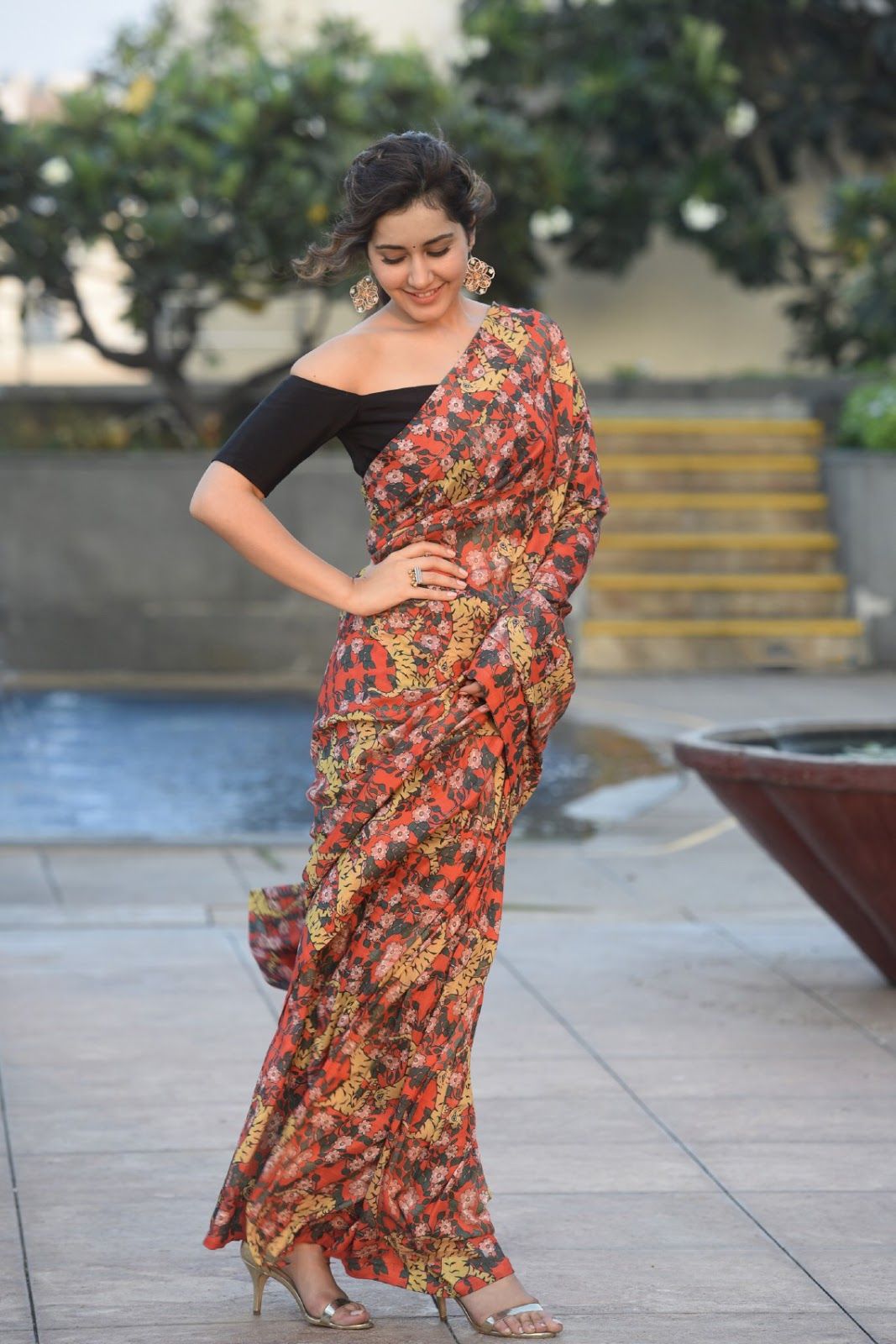 Rashi Khanna Saree Wallpapers - Wallpaper Cave