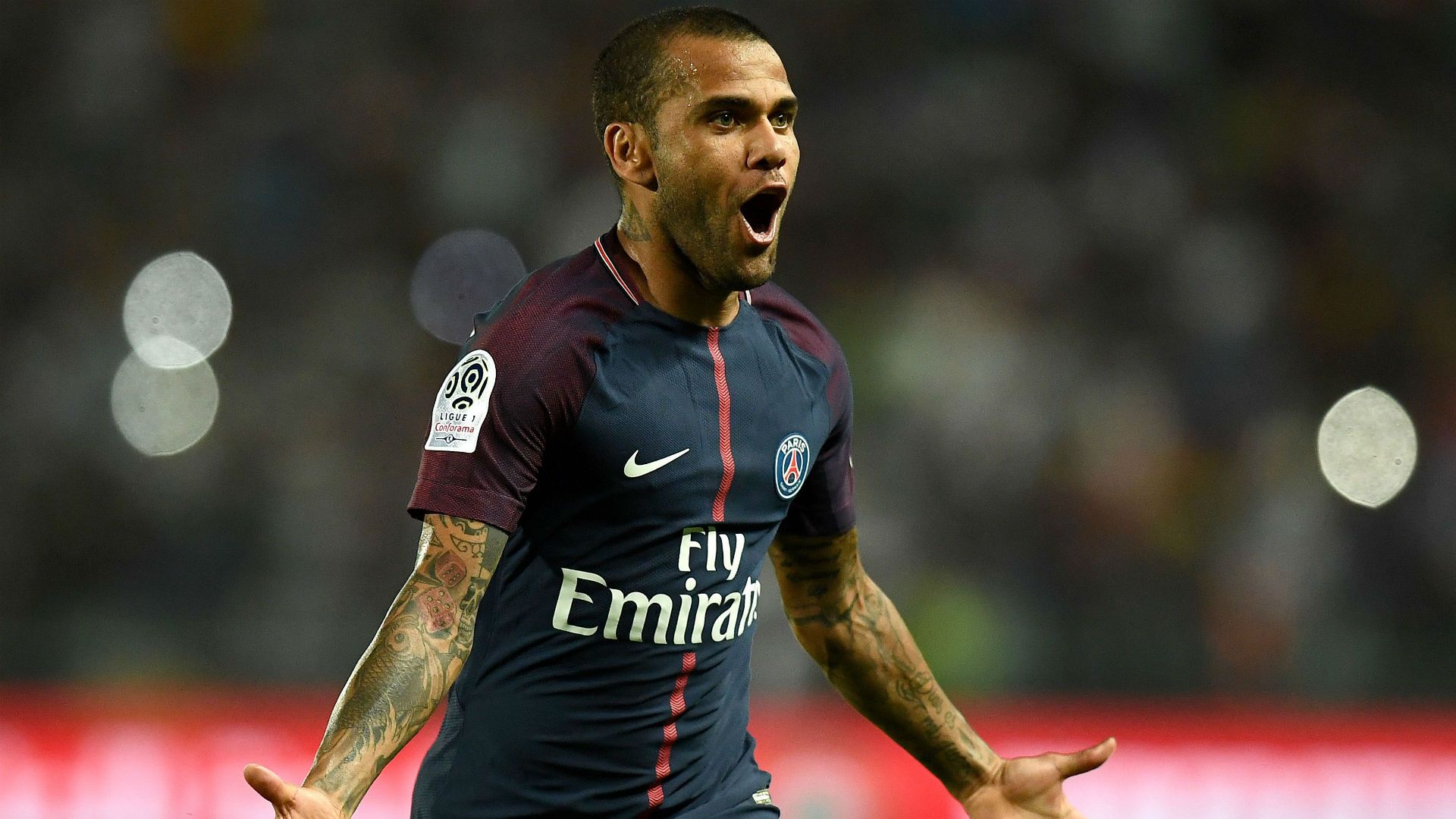 Daniel Alves biography, personal life, career, Net Worth, and Awards