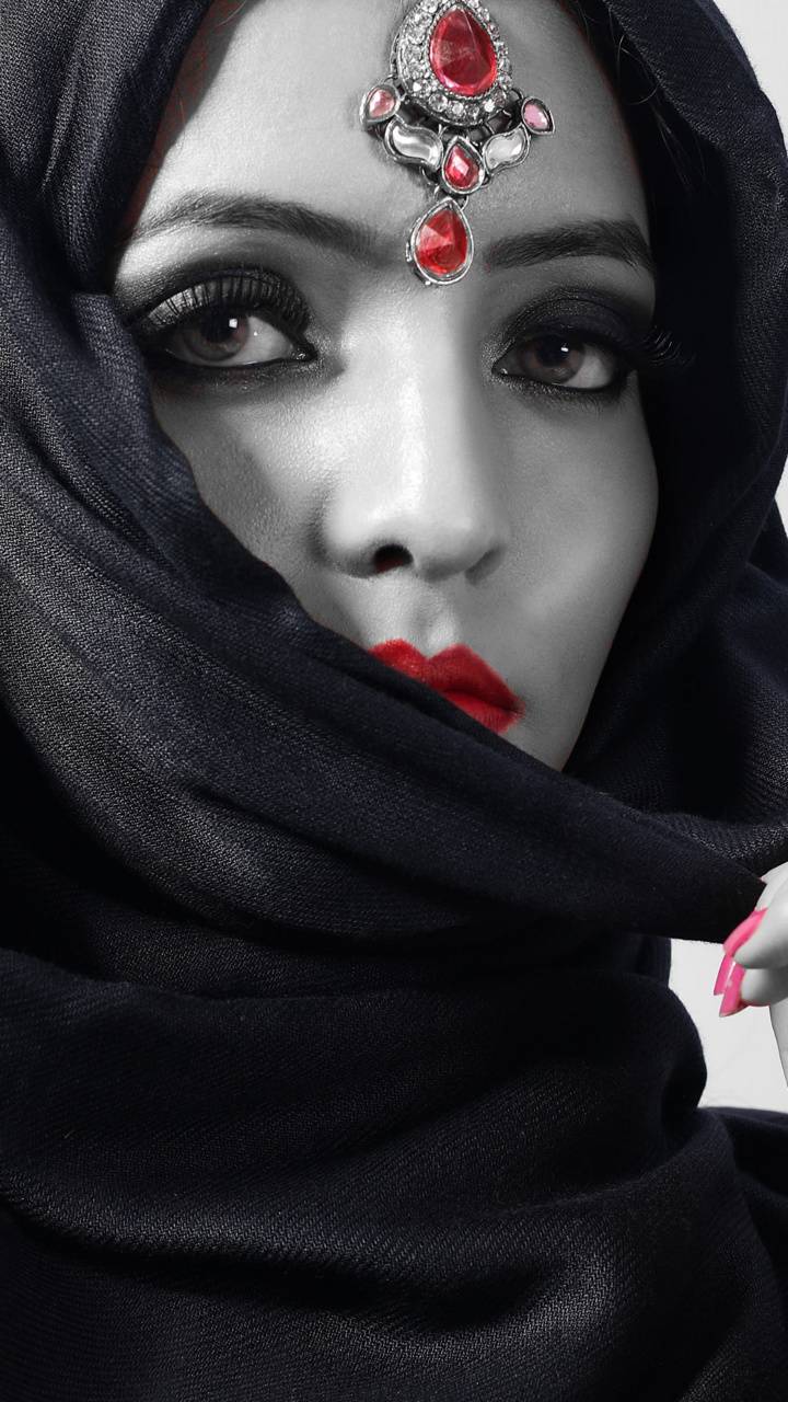 Arab woman wallpaper