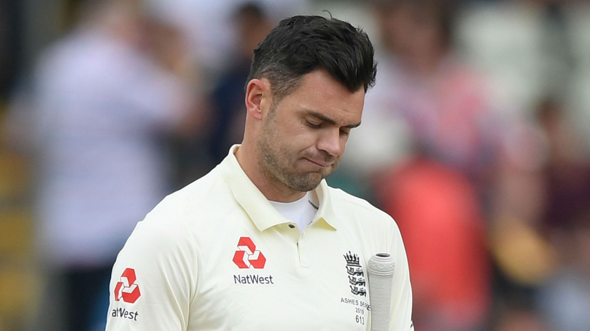 Ashes 2019: England's James Anderson out of second Test against
