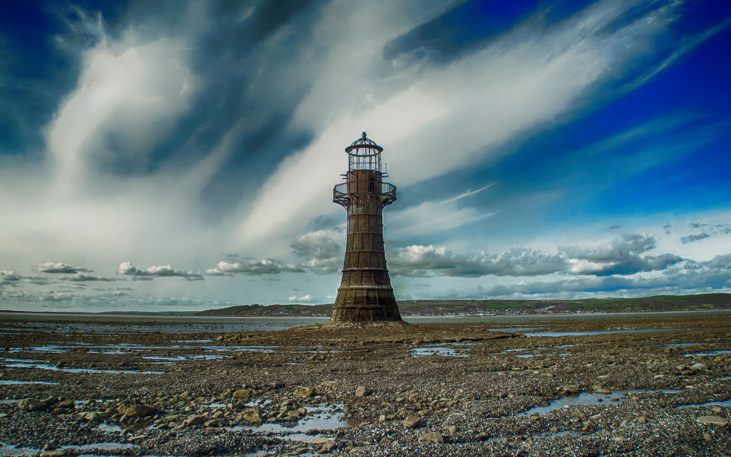Desktop Wallpaper Lighthouse, Abandoned, Ruined, Clouds, Beach, HD