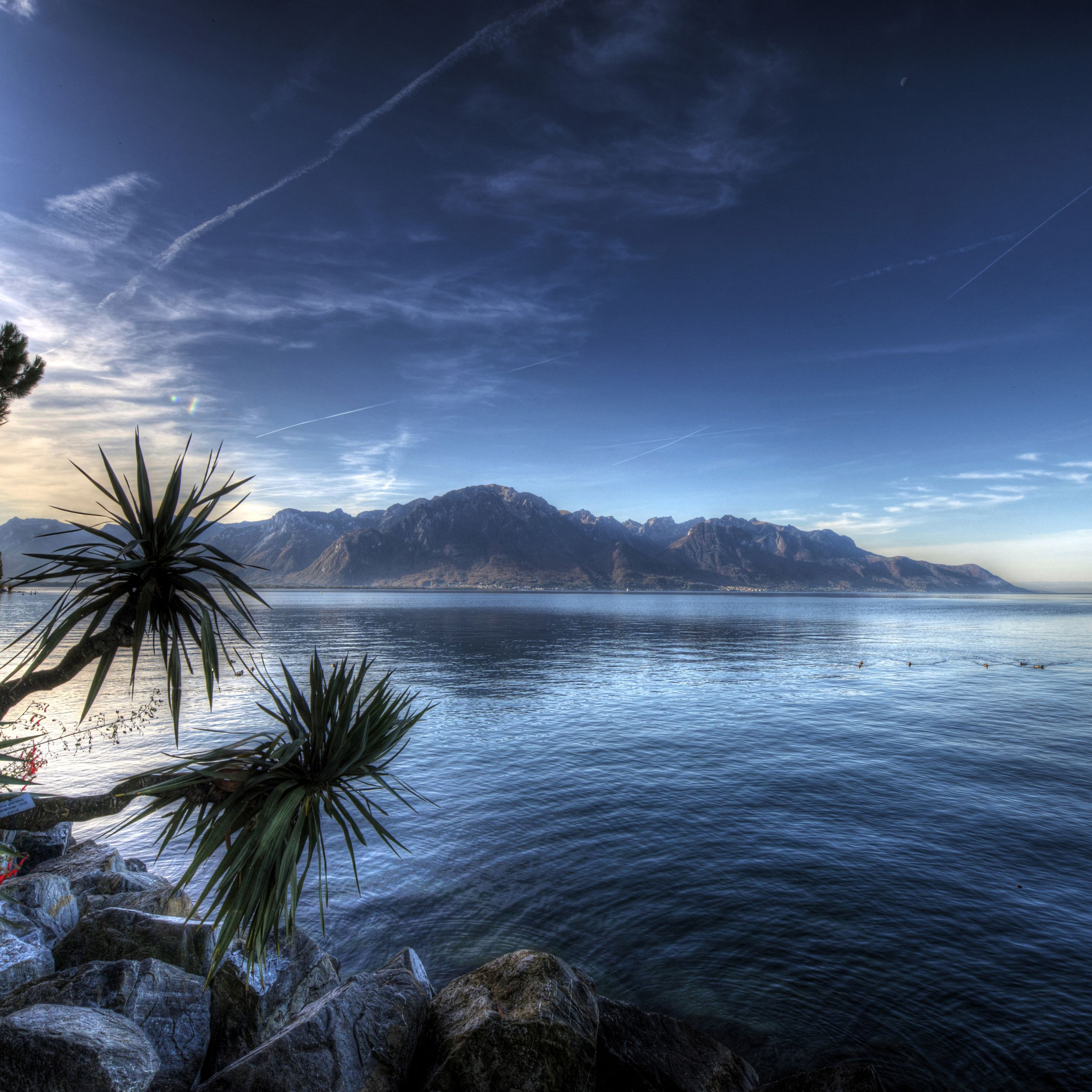 Montreux Lake Switzerland 4k iPad Pro Retina Display HD