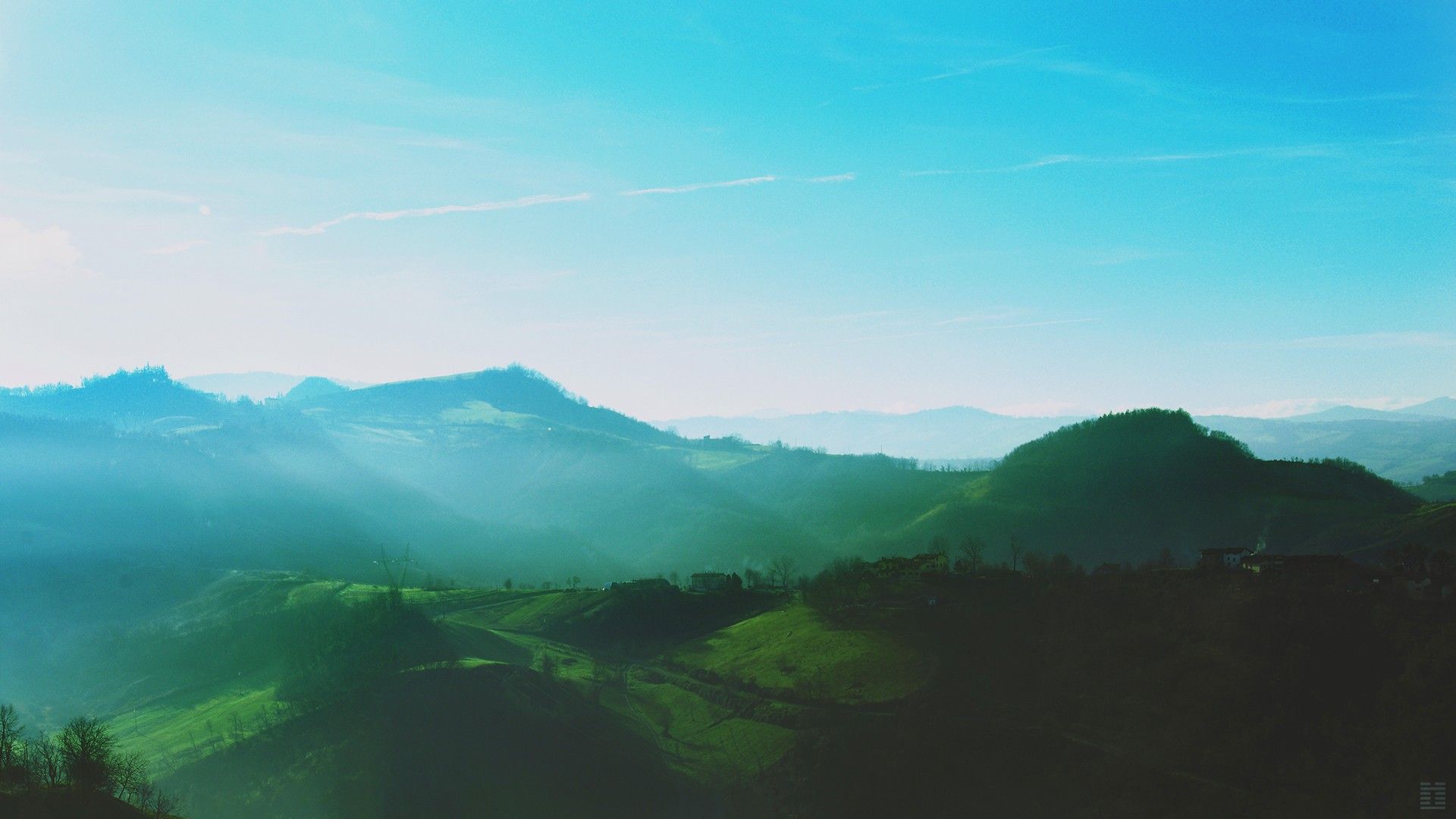 Green Mountains Morning Wallpaper. Italy landscape