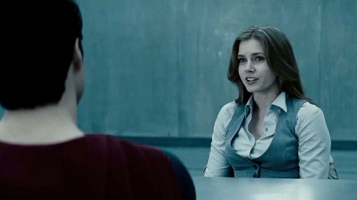 Amy Adams Talks About Her Role in BATMAN V SUPERMAN