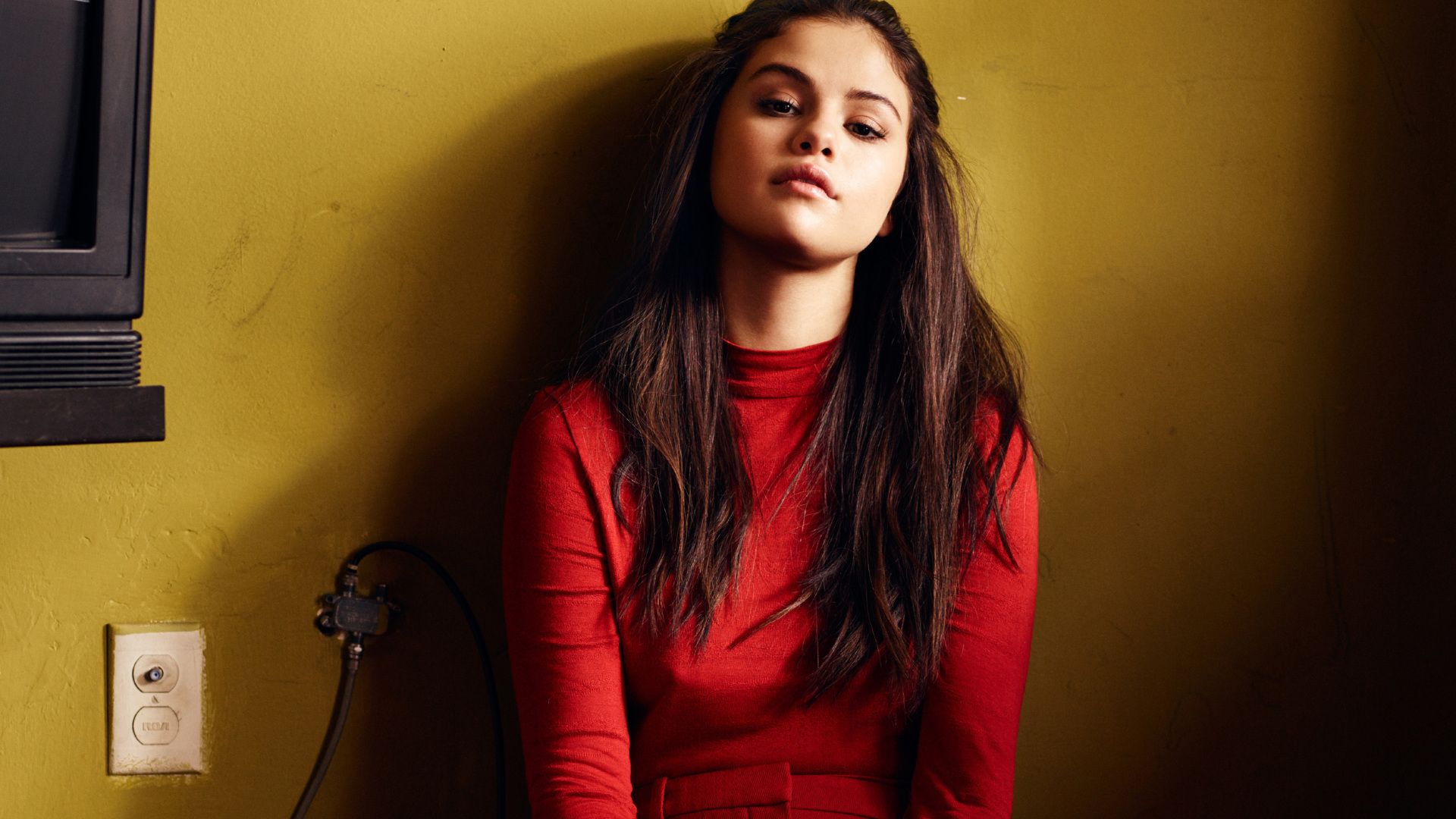 Selena Gomez 2020 Mobile Wallpaper