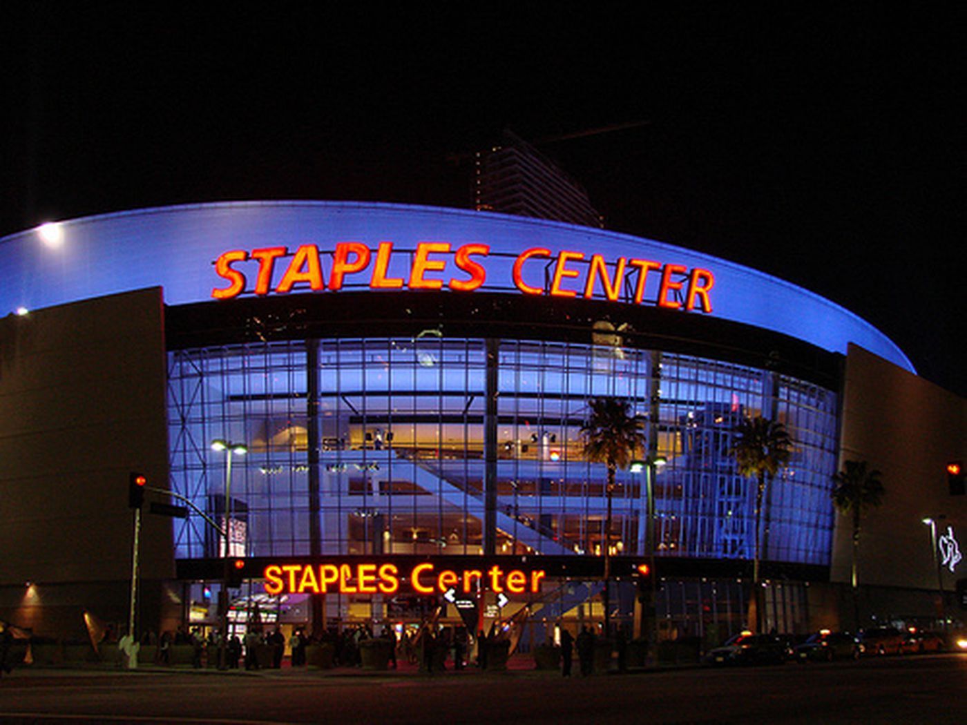 What to Eat at Staples Center, Home of the LA Lakers