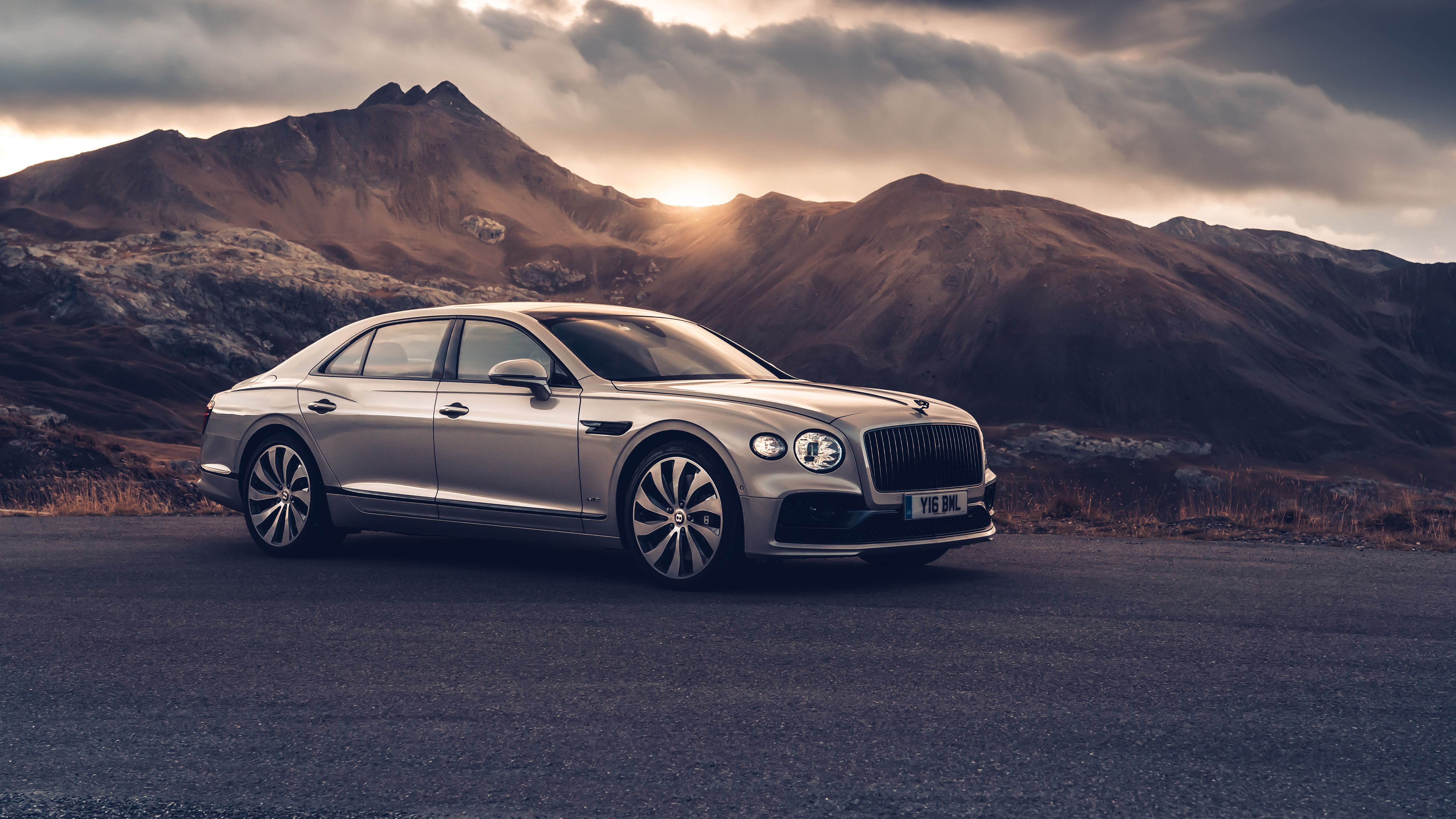 Bentley Flying Spur Blackline 2019 5K 2 Wallpaper. HD Car