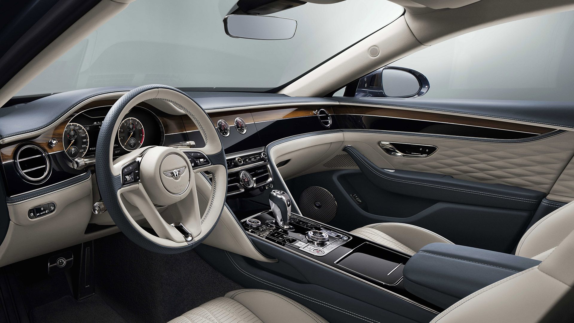 Bentley Flying Spur Wallpaper, Specs & Videos HD