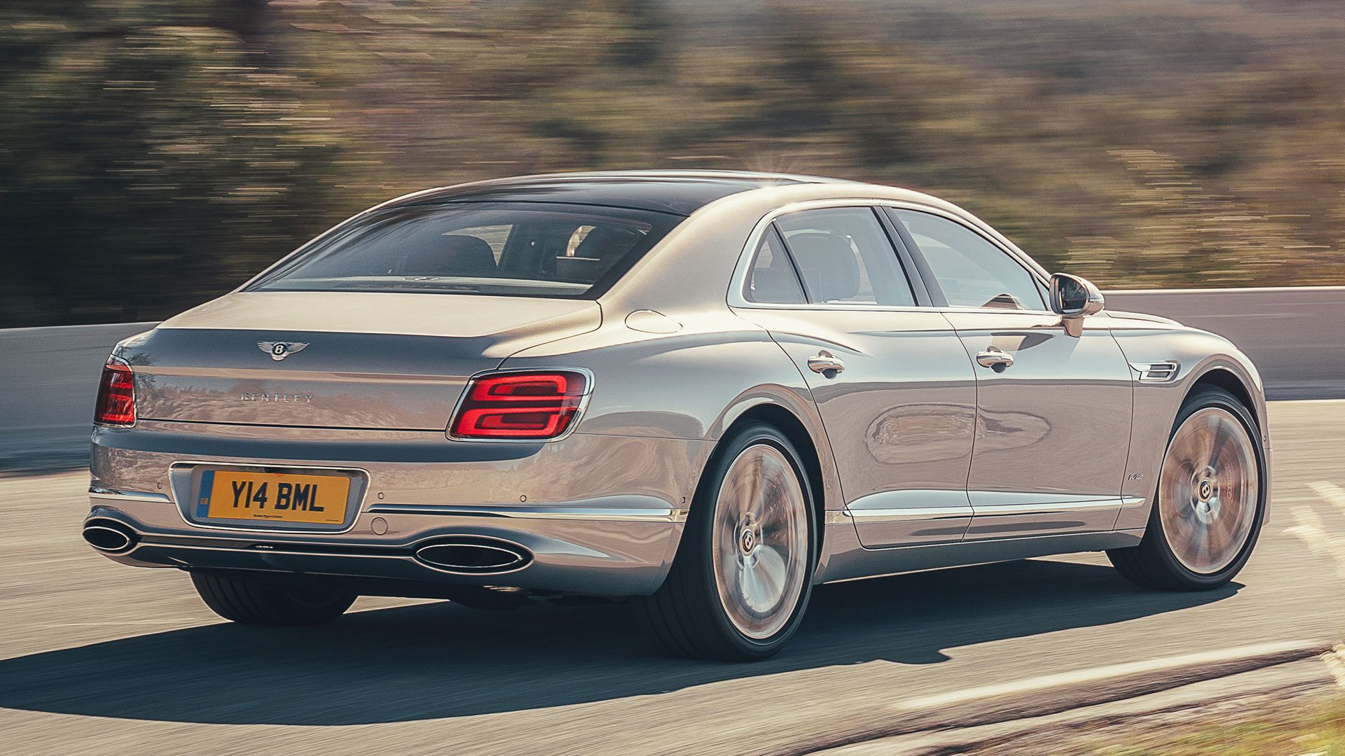 Bentley Flying Spur and HD Image